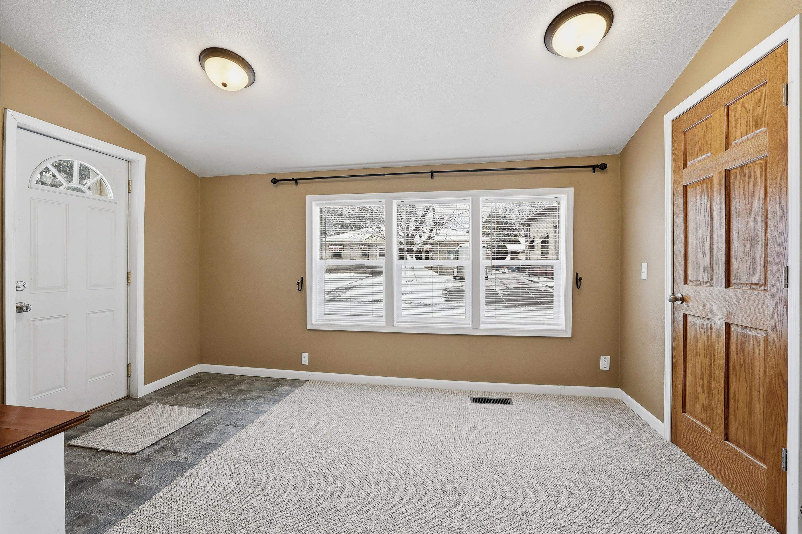 1017 6TH AVENUE, Stevens Point, Wisconsin 54481, 3 Bedrooms Bedrooms, ,1 BathroomBathrooms,Residential,For Sale,1017 6TH AVENUE,22600210