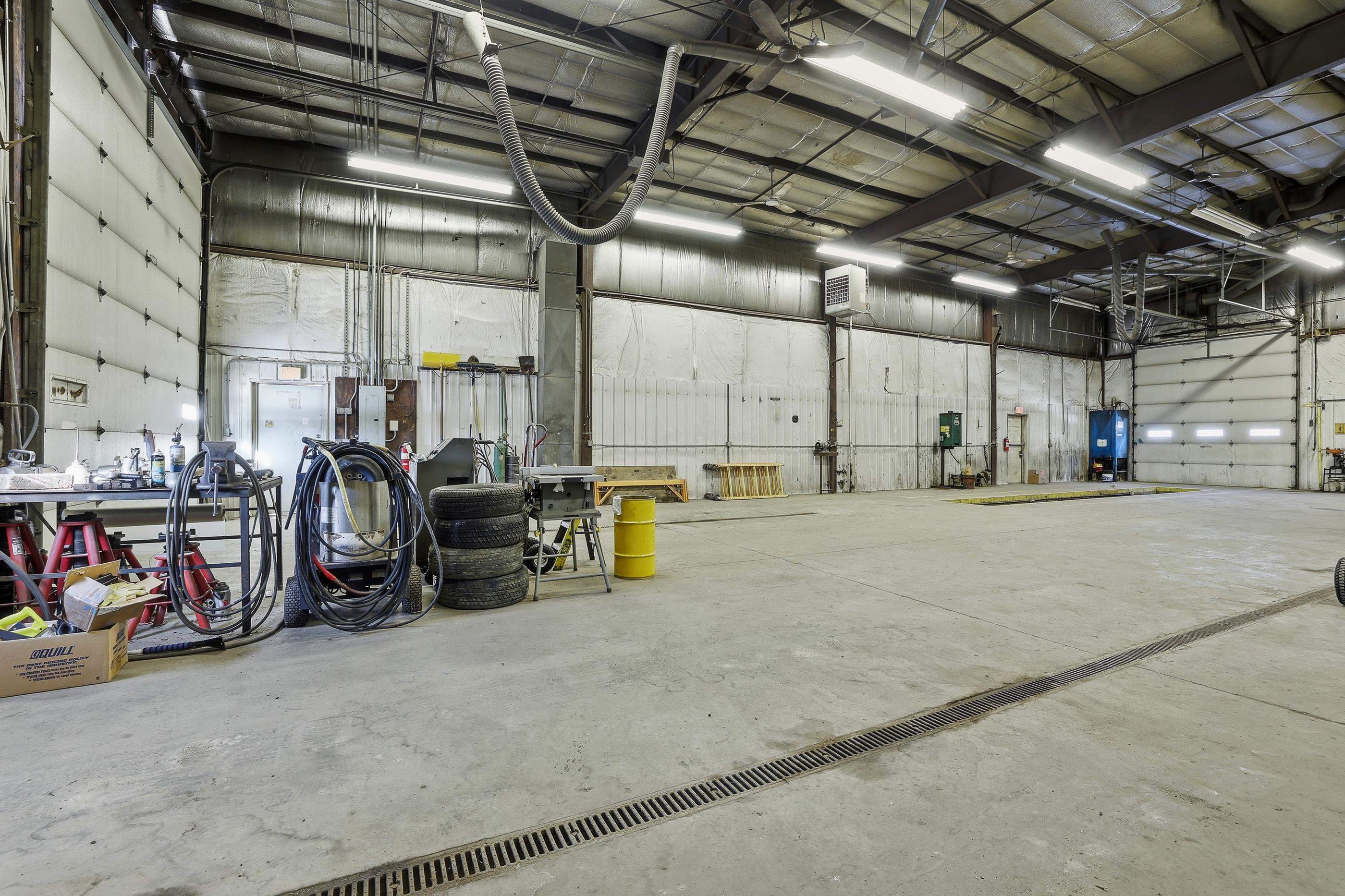 5500 PRAIRIE DRIVE, Plover, Wisconsin 54467, ,Commercial/industrial,For Sale,5500 PRAIRIE DRIVE,22600220