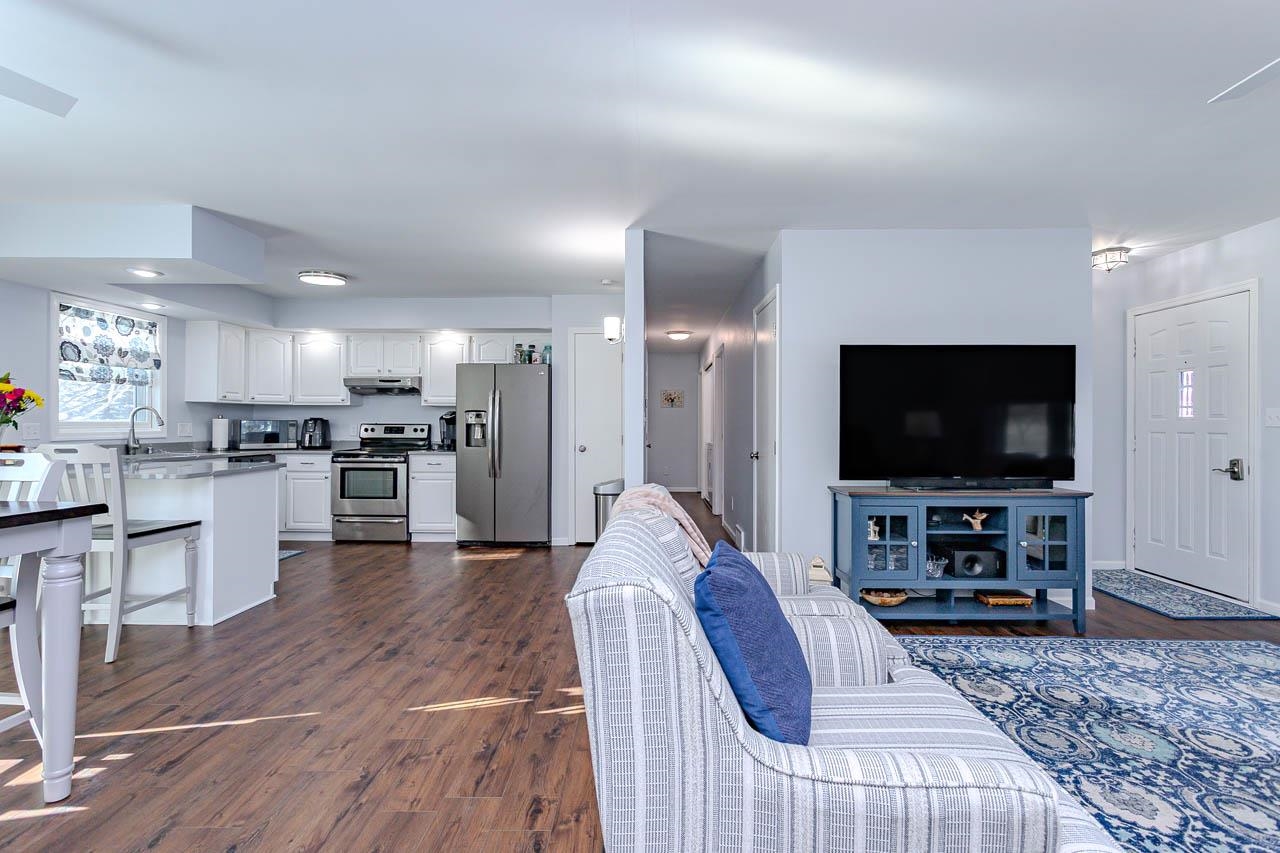 150081 PEREGRINE WAY, Wausau, Wisconsin 54401, 3 Bedrooms Bedrooms, ,3 BathroomsBathrooms,Residential,For Sale,150081 PEREGRINE WAY,22600231