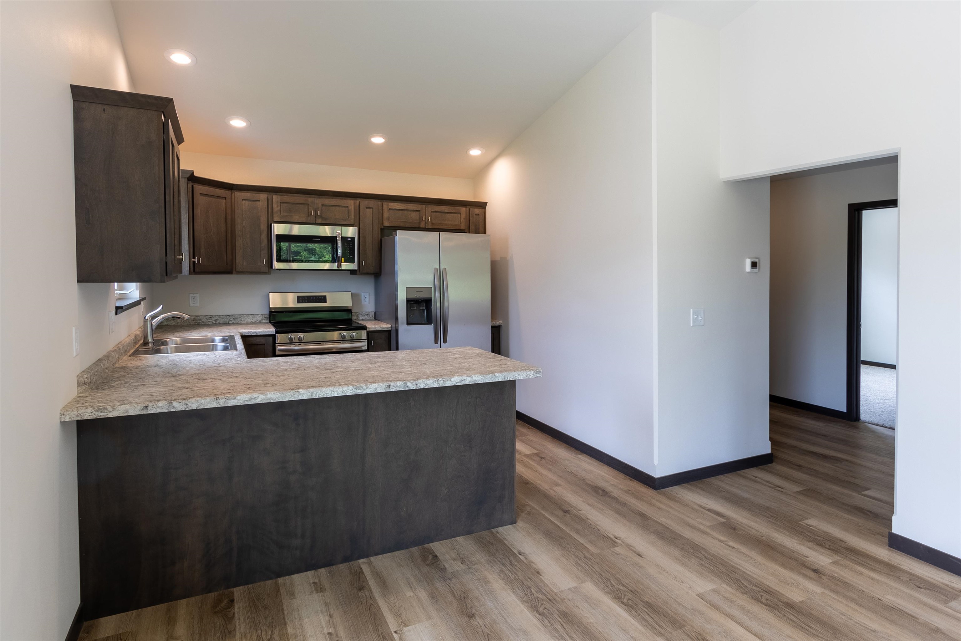 925 MORNING STAR LANE, Plover, Wisconsin 54467, 2 Bedrooms Bedrooms, ,2 BathroomsBathrooms,Residential,For Sale,925 MORNING STAR LANE,22600236