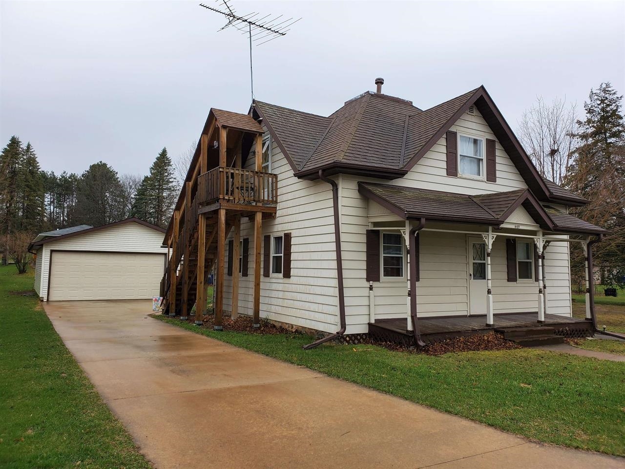 409 W PARKER STREET, WEYAUWAGA, Wisconsin 54983, 2 Bedrooms Bedrooms, 6 Rooms Rooms,1 BathroomBathrooms,Multi-family,For Sale,409 W PARKER STREET,22600237