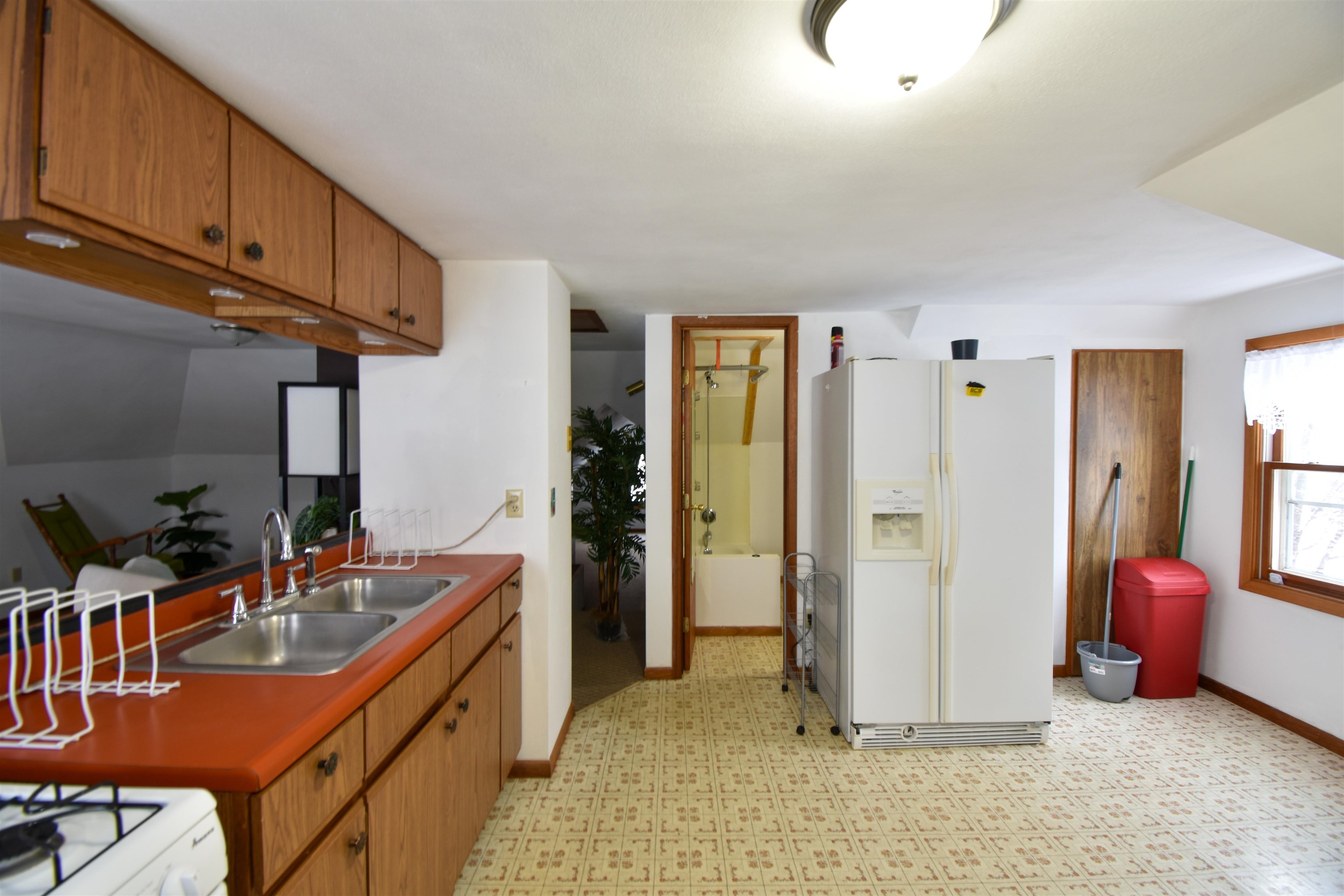 409 W PARKER STREET, WEYAUWAGA, Wisconsin 54983, 2 Bedrooms Bedrooms, 6 Rooms Rooms,1 BathroomBathrooms,Multi-family,For Sale,409 W PARKER STREET,22600237