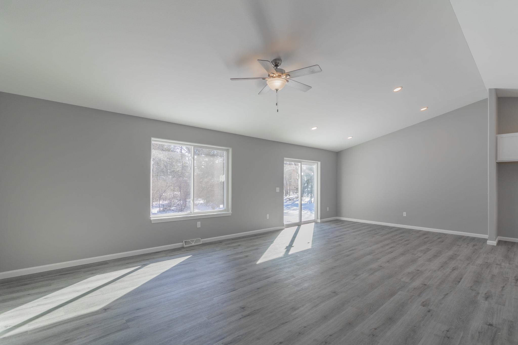 172 EVELYN COURT, Stevens Point, Wisconsin 54482, 3 Bedrooms Bedrooms, ,2 BathroomsBathrooms,Residential,For Sale,172 EVELYN COURT,22600253