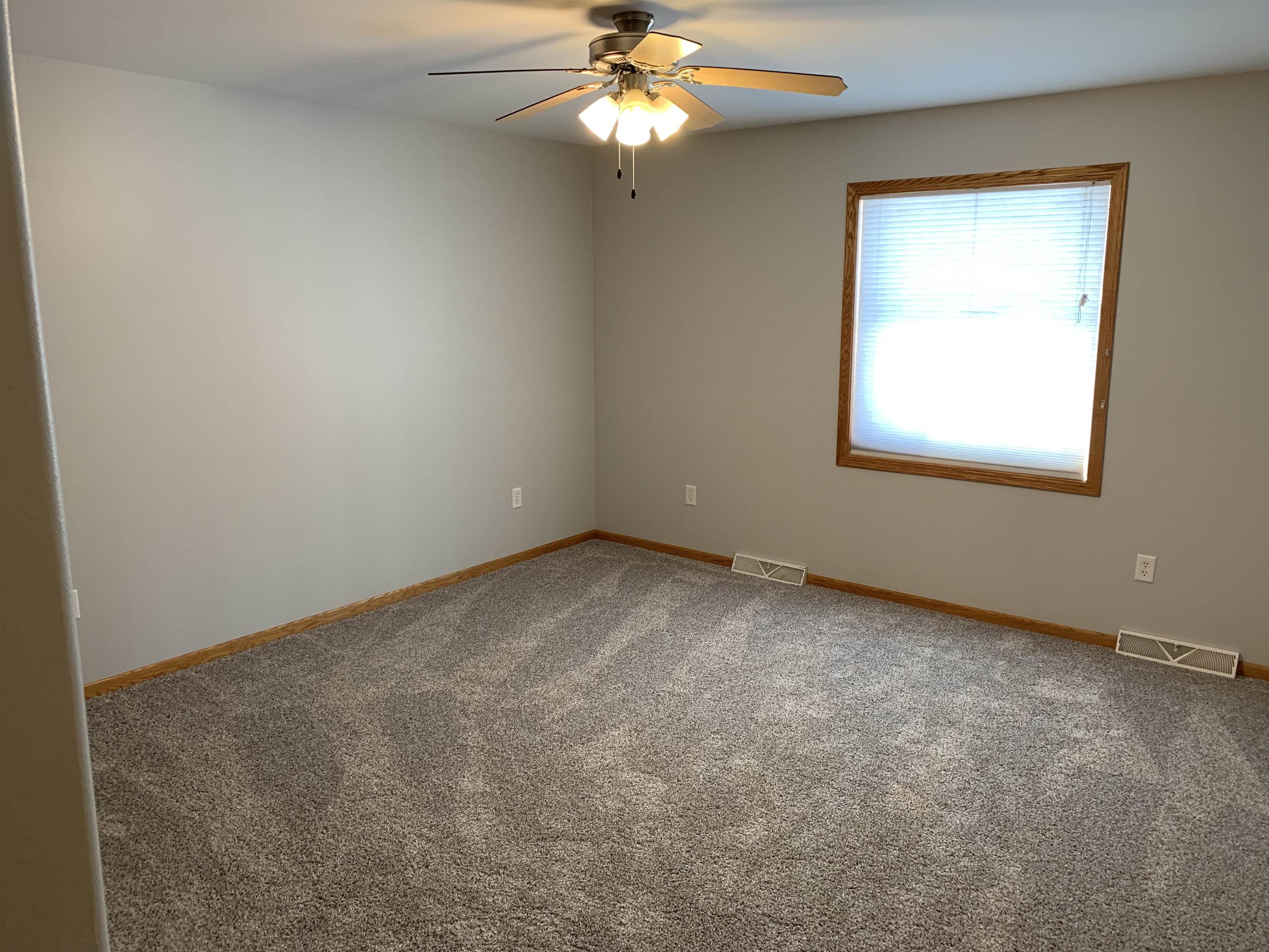 1224-1226 N 16TH AVENUE, Wausau, Wisconsin 54401, 2 Bedrooms Bedrooms, ,2.5 BathroomsBathrooms,Multi-family,For Sale,1224-1226 N 16TH AVENUE,22600267