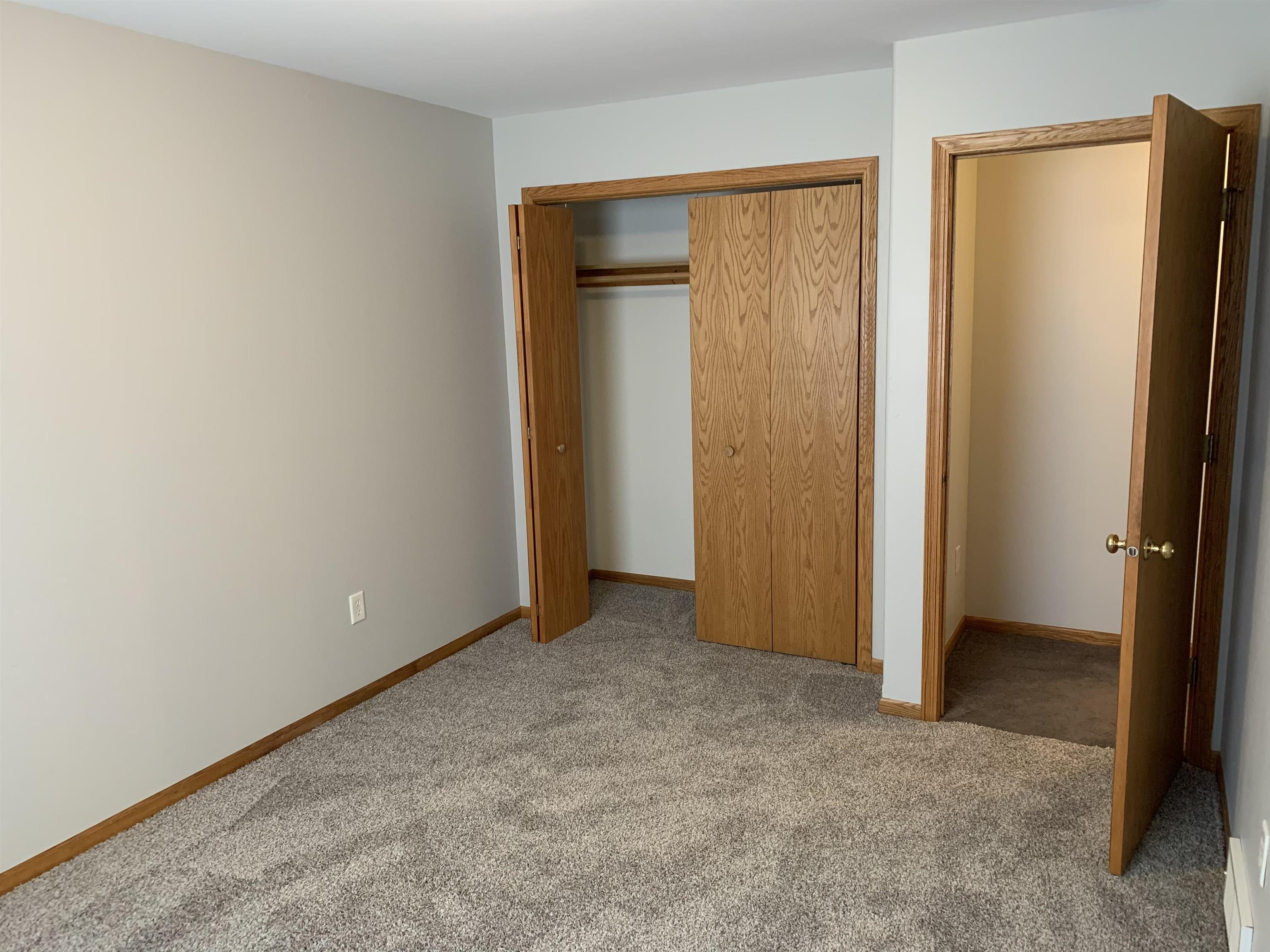 1224-1226 N 16TH AVENUE, Wausau, Wisconsin 54401, 2 Bedrooms Bedrooms, ,2.5 BathroomsBathrooms,Multi-family,For Sale,1224-1226 N 16TH AVENUE,22600267