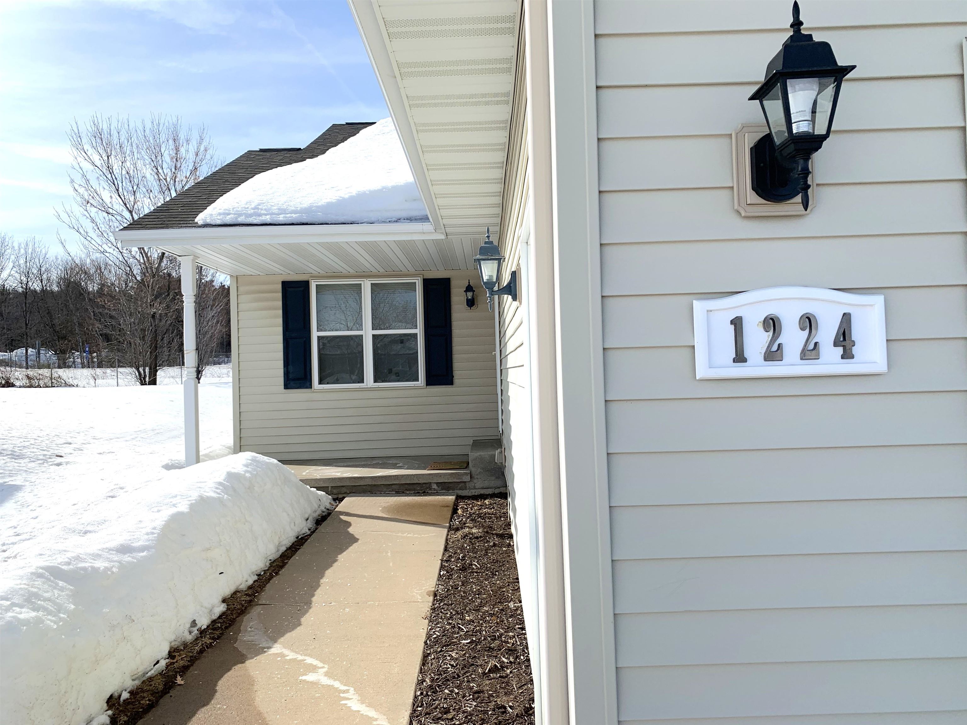 1224-1226 N 16TH AVENUE, Wausau, Wisconsin 54401, 2 Bedrooms Bedrooms, ,2.5 BathroomsBathrooms,Multi-family,For Sale,1224-1226 N 16TH AVENUE,22600267