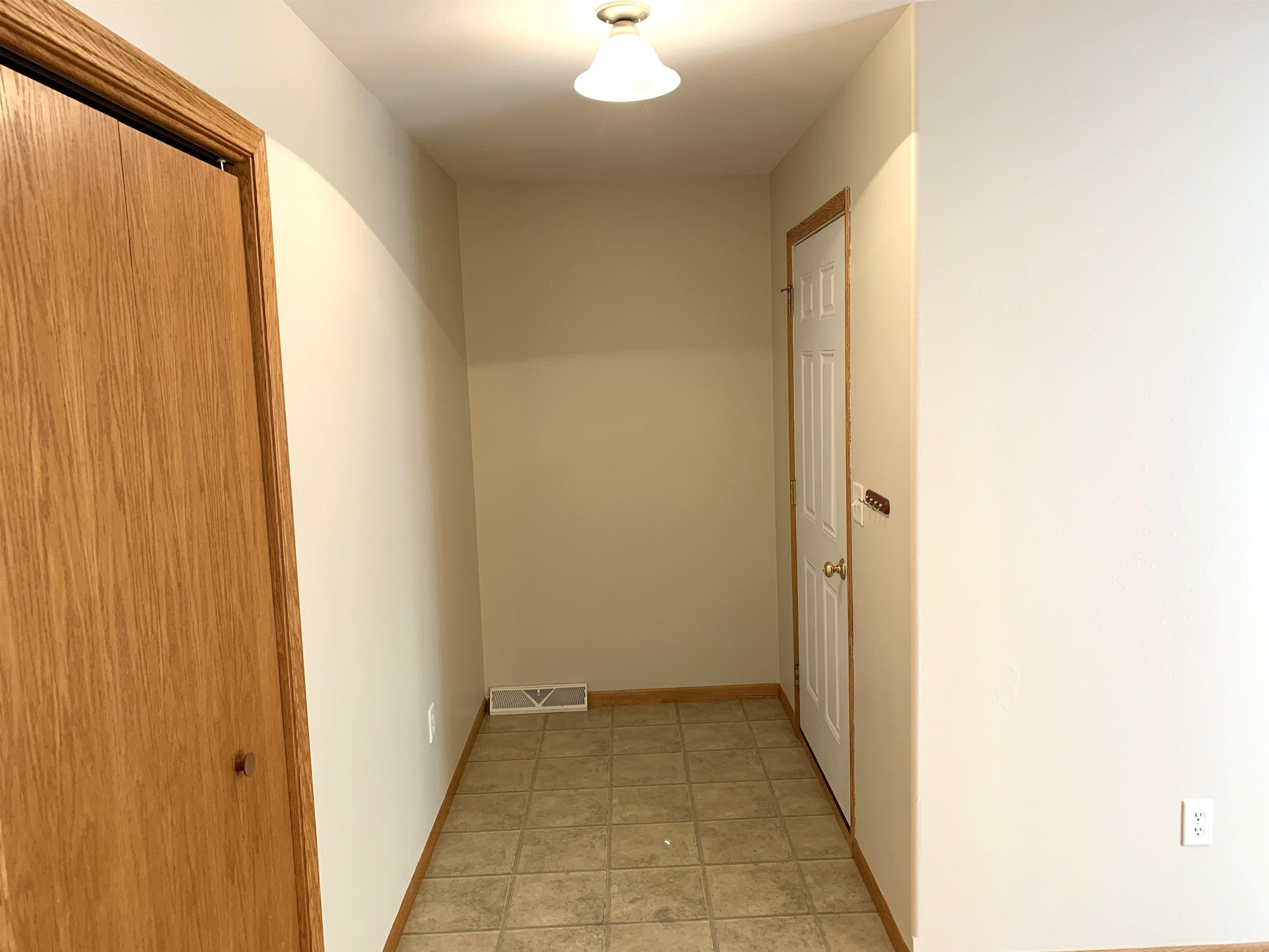 1224-1226 N 16TH AVENUE, Wausau, Wisconsin 54401, 2 Bedrooms Bedrooms, ,2.5 BathroomsBathrooms,Multi-family,For Sale,1224-1226 N 16TH AVENUE,22600267