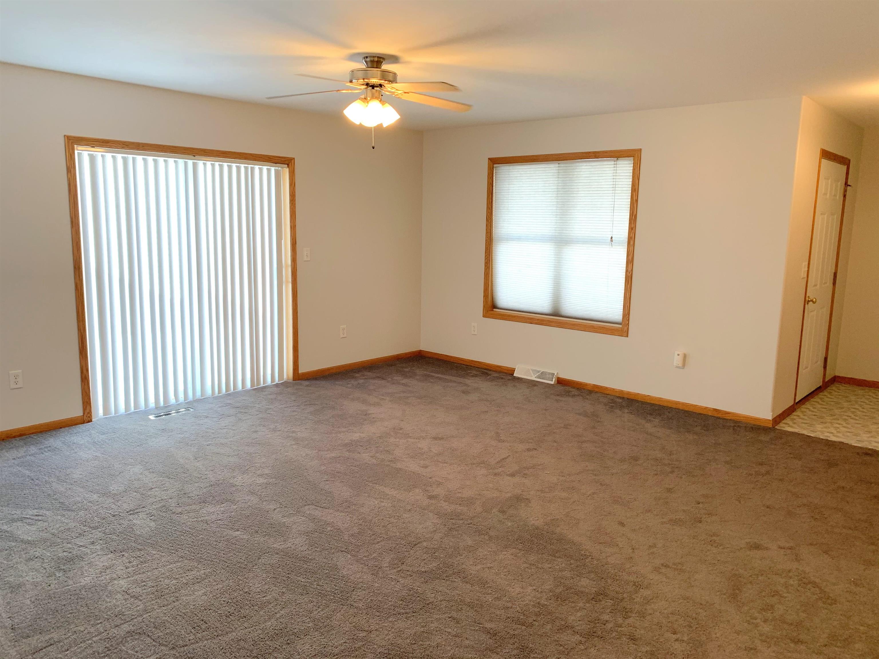1224-1226 N 16TH AVENUE, Wausau, Wisconsin 54401, 2 Bedrooms Bedrooms, ,2.5 BathroomsBathrooms,Multi-family,For Sale,1224-1226 N 16TH AVENUE,22600267
