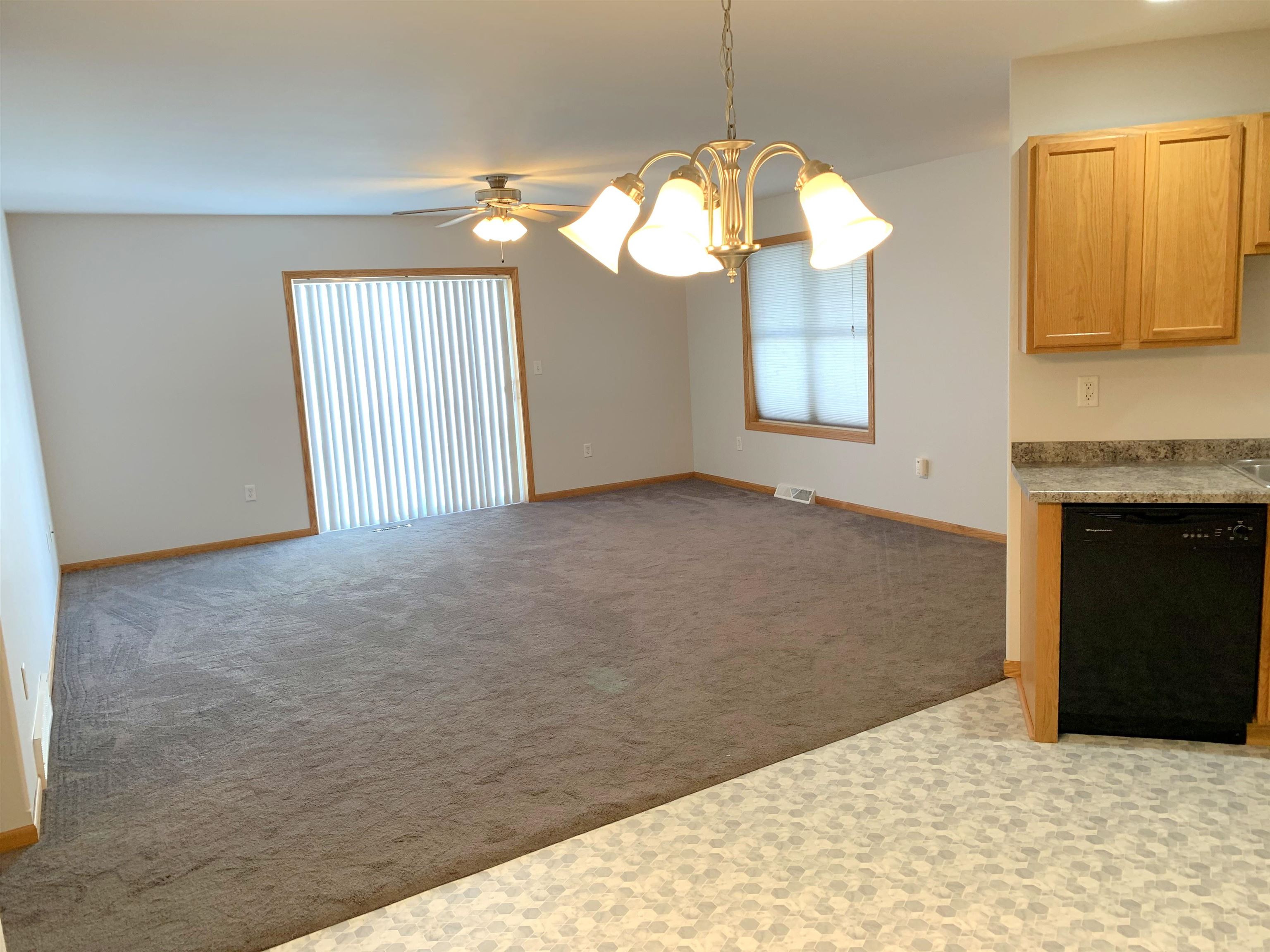 1224-1226 N 16TH AVENUE, Wausau, Wisconsin 54401, 2 Bedrooms Bedrooms, ,2.5 BathroomsBathrooms,Multi-family,For Sale,1224-1226 N 16TH AVENUE,22600267