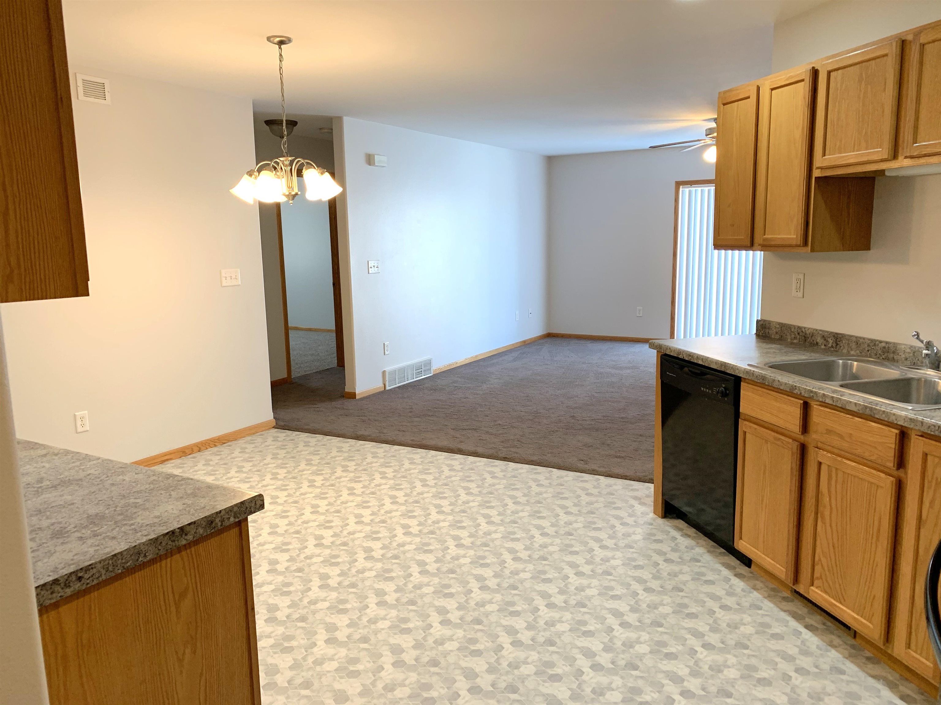 1224-1226 N 16TH AVENUE, Wausau, Wisconsin 54401, 2 Bedrooms Bedrooms, ,2.5 BathroomsBathrooms,Multi-family,For Sale,1224-1226 N 16TH AVENUE,22600267