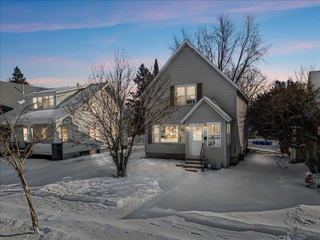 605 S VINE AVENUE, Marshfield, Wisconsin 54449, 3 Bedrooms Bedrooms, ,2 BathroomsBathrooms,Residential,For Sale,605 S VINE AVENUE,22600269