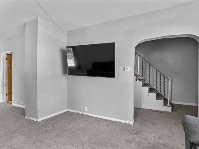 605 S VINE AVENUE, Marshfield, Wisconsin 54449, 3 Bedrooms Bedrooms, ,2 BathroomsBathrooms,Residential,For Sale,605 S VINE AVENUE,22600269