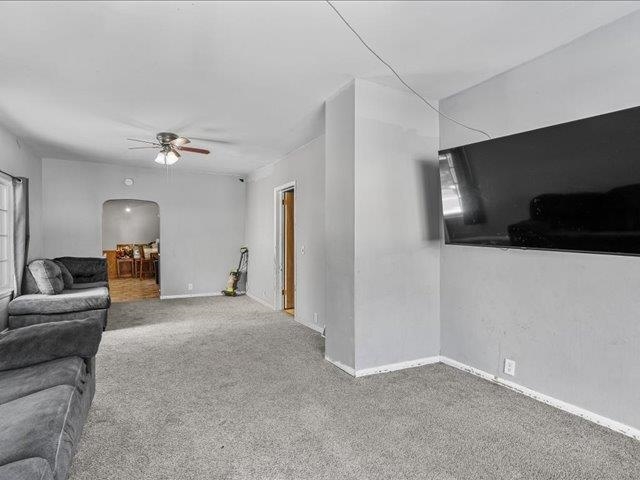 605 S VINE AVENUE, Marshfield, Wisconsin 54449, 3 Bedrooms Bedrooms, ,2 BathroomsBathrooms,Residential,For Sale,605 S VINE AVENUE,22600269