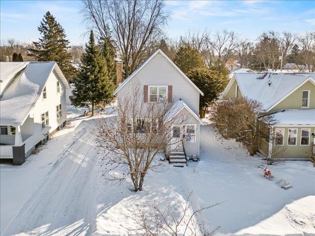 605 S VINE AVENUE, Marshfield, Wisconsin 54449, 3 Bedrooms Bedrooms, ,2 BathroomsBathrooms,Residential,For Sale,605 S VINE AVENUE,22600269