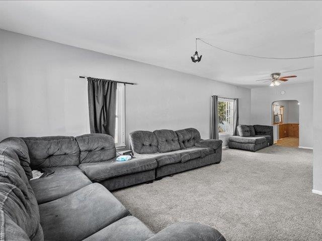 605 S VINE AVENUE, Marshfield, Wisconsin 54449, 3 Bedrooms Bedrooms, ,2 BathroomsBathrooms,Residential,For Sale,605 S VINE AVENUE,22600269