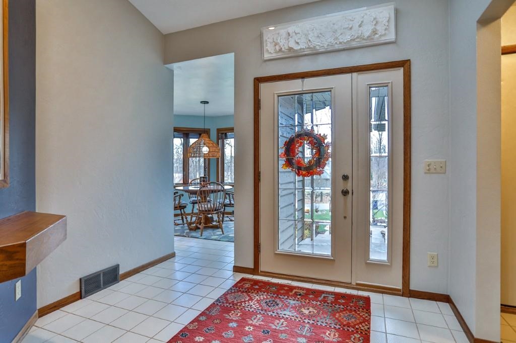 227238 CLIFFSIDE COURT, Wausau, Wisconsin 54401, 3 Bedrooms Bedrooms, ,2 BathroomsBathrooms,Residential,For Sale,227238 CLIFFSIDE COURT,22600272