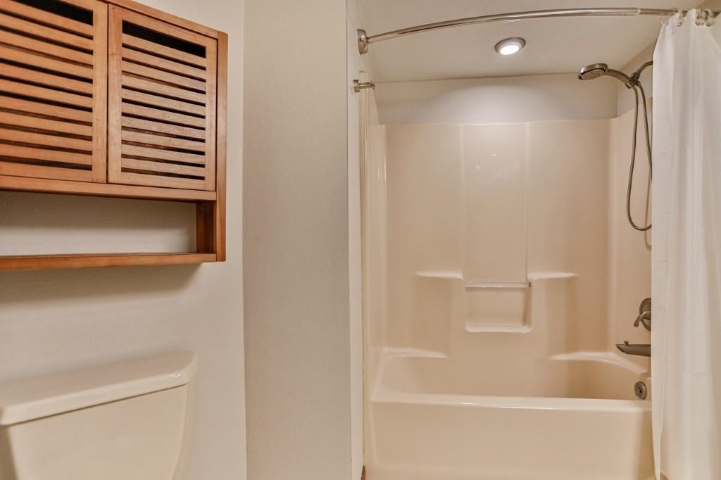 227238 CLIFFSIDE COURT, Wausau, Wisconsin 54401, 3 Bedrooms Bedrooms, ,2 BathroomsBathrooms,Residential,For Sale,227238 CLIFFSIDE COURT,22600272