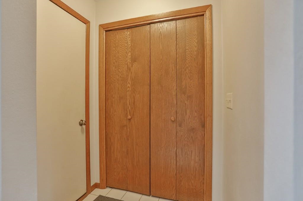 227238 CLIFFSIDE COURT, Wausau, Wisconsin 54401, 3 Bedrooms Bedrooms, ,2 BathroomsBathrooms,Residential,For Sale,227238 CLIFFSIDE COURT,22600272