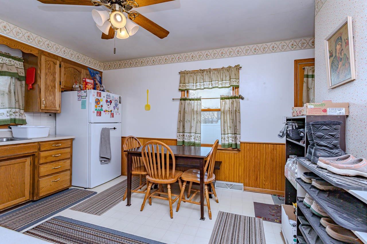 812 RIDGELAND AVENUE, Schofield, Wisconsin 54476, 3 Bedrooms Bedrooms, ,1 BathroomBathrooms,Residential,For Sale,812 RIDGELAND AVENUE,22600273