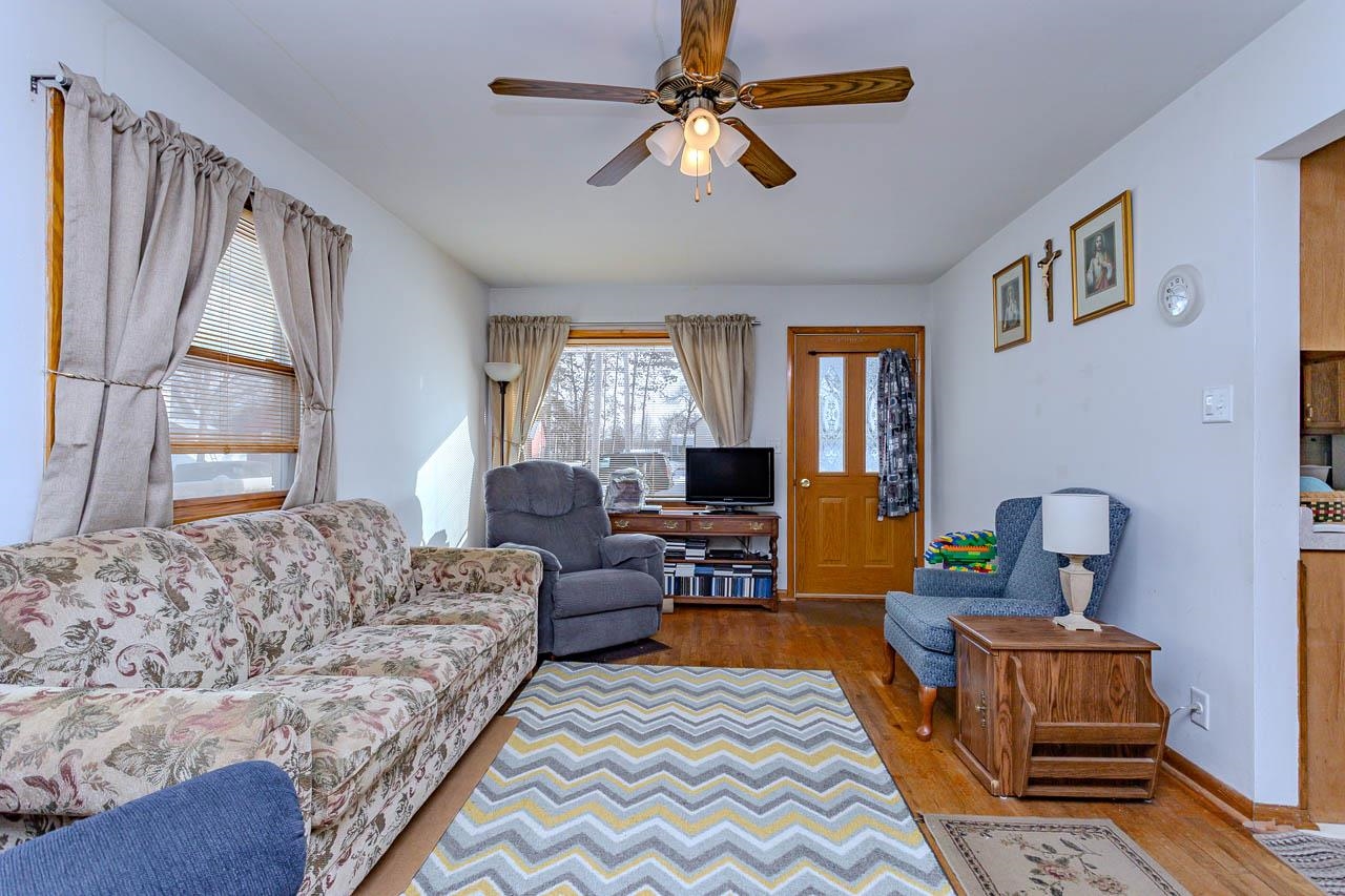 812 RIDGELAND AVENUE, Schofield, Wisconsin 54476, 3 Bedrooms Bedrooms, ,1 BathroomBathrooms,Residential,For Sale,812 RIDGELAND AVENUE,22600273