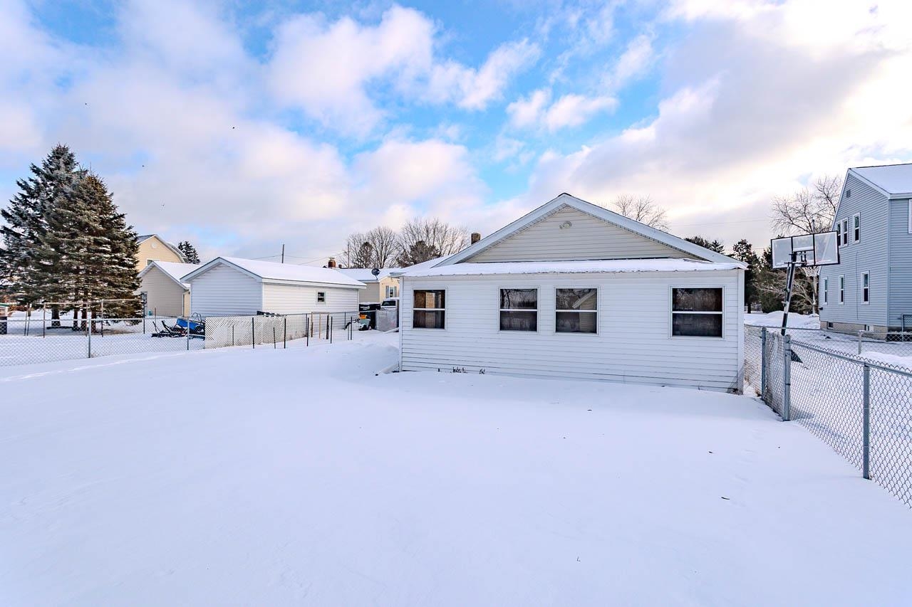 812 RIDGELAND AVENUE, Schofield, Wisconsin 54476, 3 Bedrooms Bedrooms, ,1 BathroomBathrooms,Residential,For Sale,812 RIDGELAND AVENUE,22600273