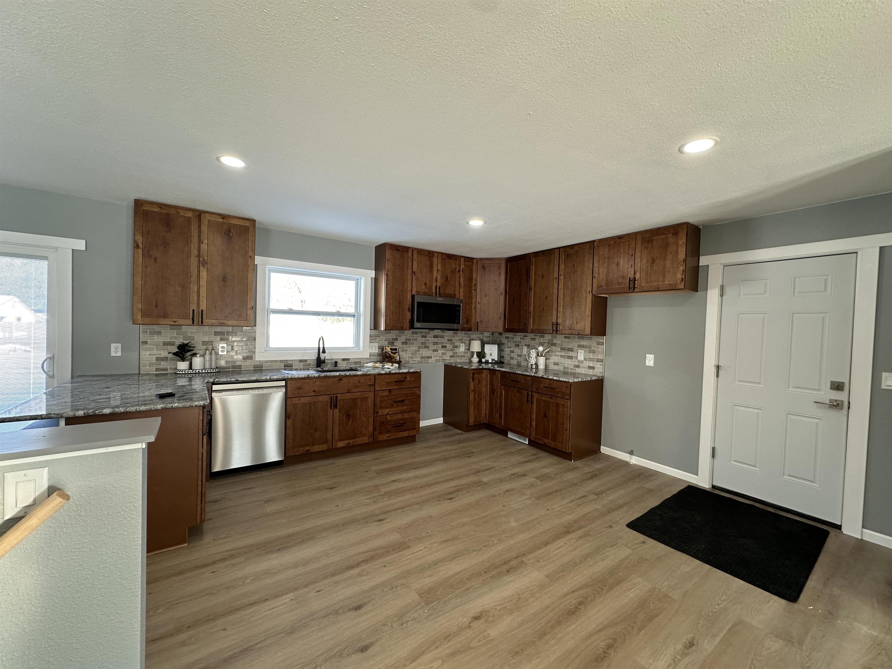 2251 RANGER ROAD, Wisconsin Rapids, Wisconsin 54494, 3 Bedrooms Bedrooms, ,3 BathroomsBathrooms,Residential,For Sale,2251 RANGER ROAD,22600280