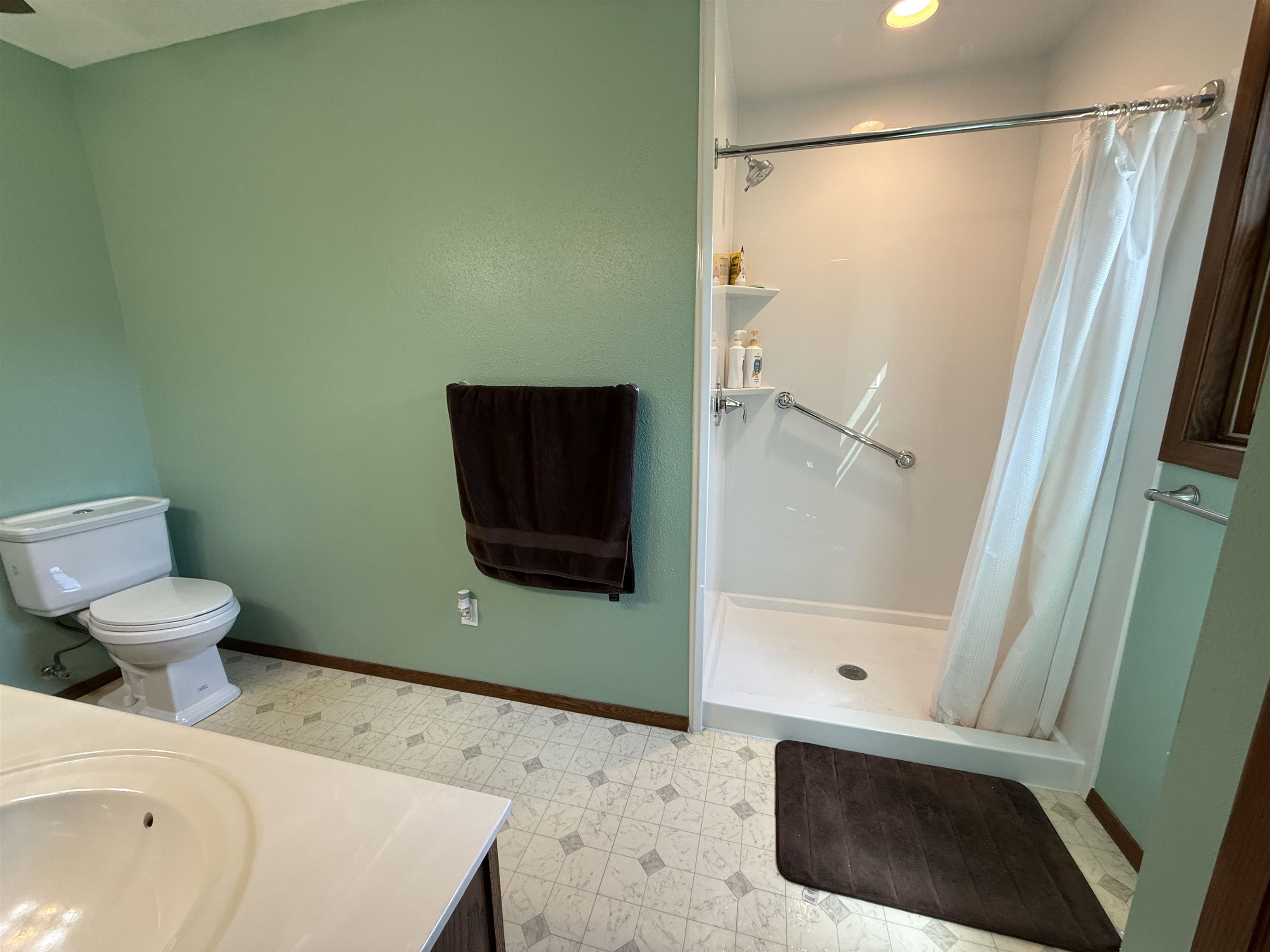 1066 CHURCH AVENUE, Wisconsin Rapids, Wisconsin 54494, 4 Bedrooms Bedrooms, ,2 BathroomsBathrooms,Residential,For Sale,1066 CHURCH AVENUE,22600281