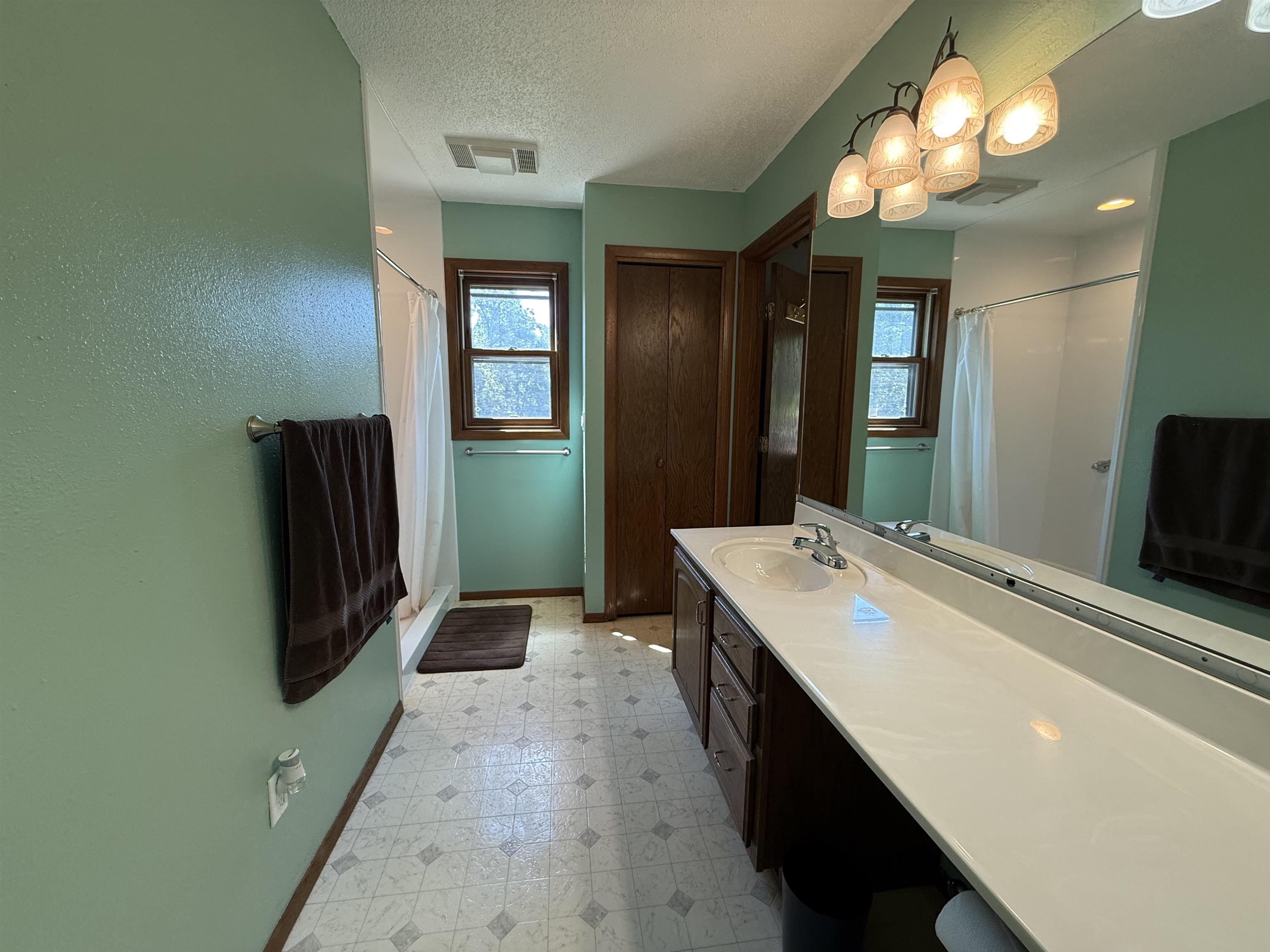 1066 CHURCH AVENUE, Wisconsin Rapids, Wisconsin 54494, 4 Bedrooms Bedrooms, ,2 BathroomsBathrooms,Residential,For Sale,1066 CHURCH AVENUE,22600281