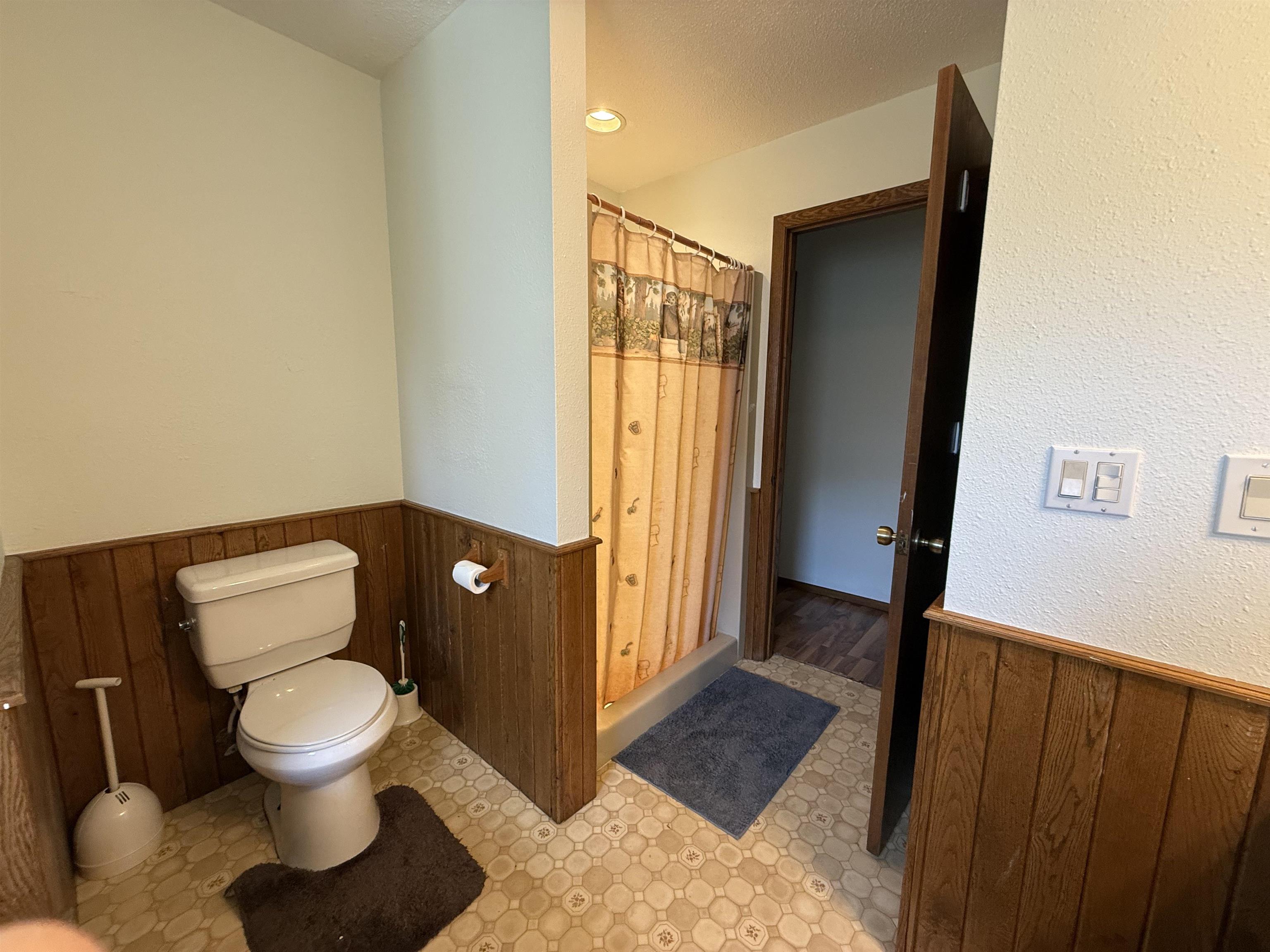 1066 CHURCH AVENUE, Wisconsin Rapids, Wisconsin 54494, 4 Bedrooms Bedrooms, ,2 BathroomsBathrooms,Residential,For Sale,1066 CHURCH AVENUE,22600281