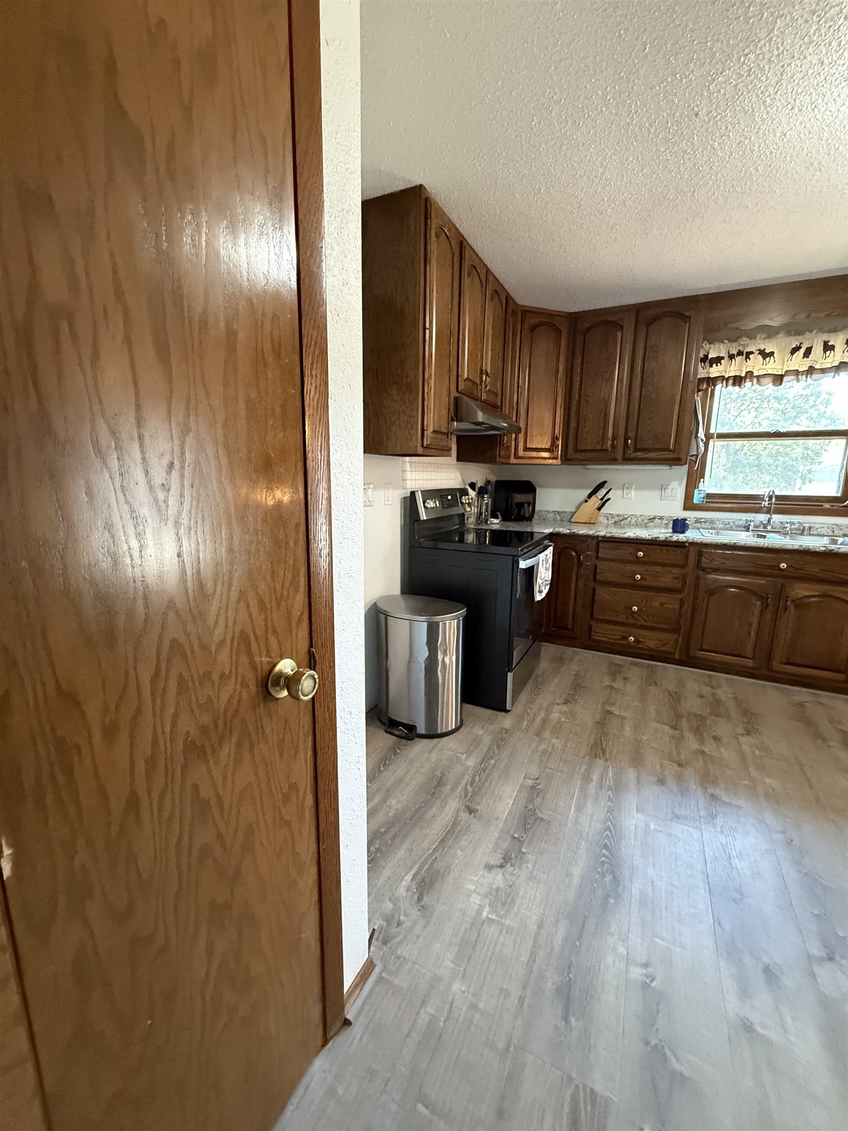 1066 CHURCH AVENUE, Wisconsin Rapids, Wisconsin 54494, 4 Bedrooms Bedrooms, ,2 BathroomsBathrooms,Residential,For Sale,1066 CHURCH AVENUE,22600281