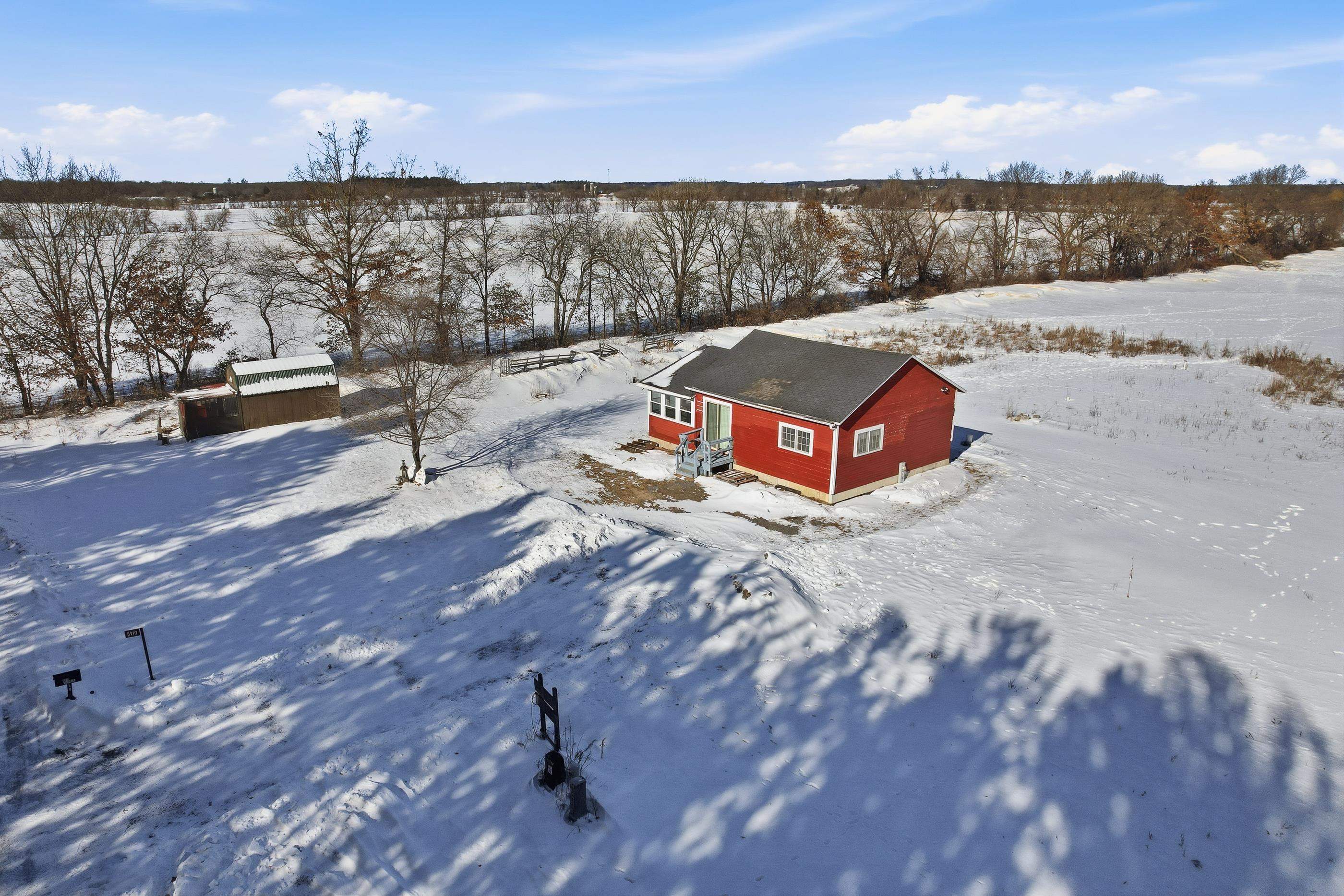 8910 NOKOMA LANE, Amherst, Wisconsin 54406, 2 Bedrooms Bedrooms, ,1 BathroomBathrooms,Residential,For Sale,8910 NOKOMA LANE,22600283
