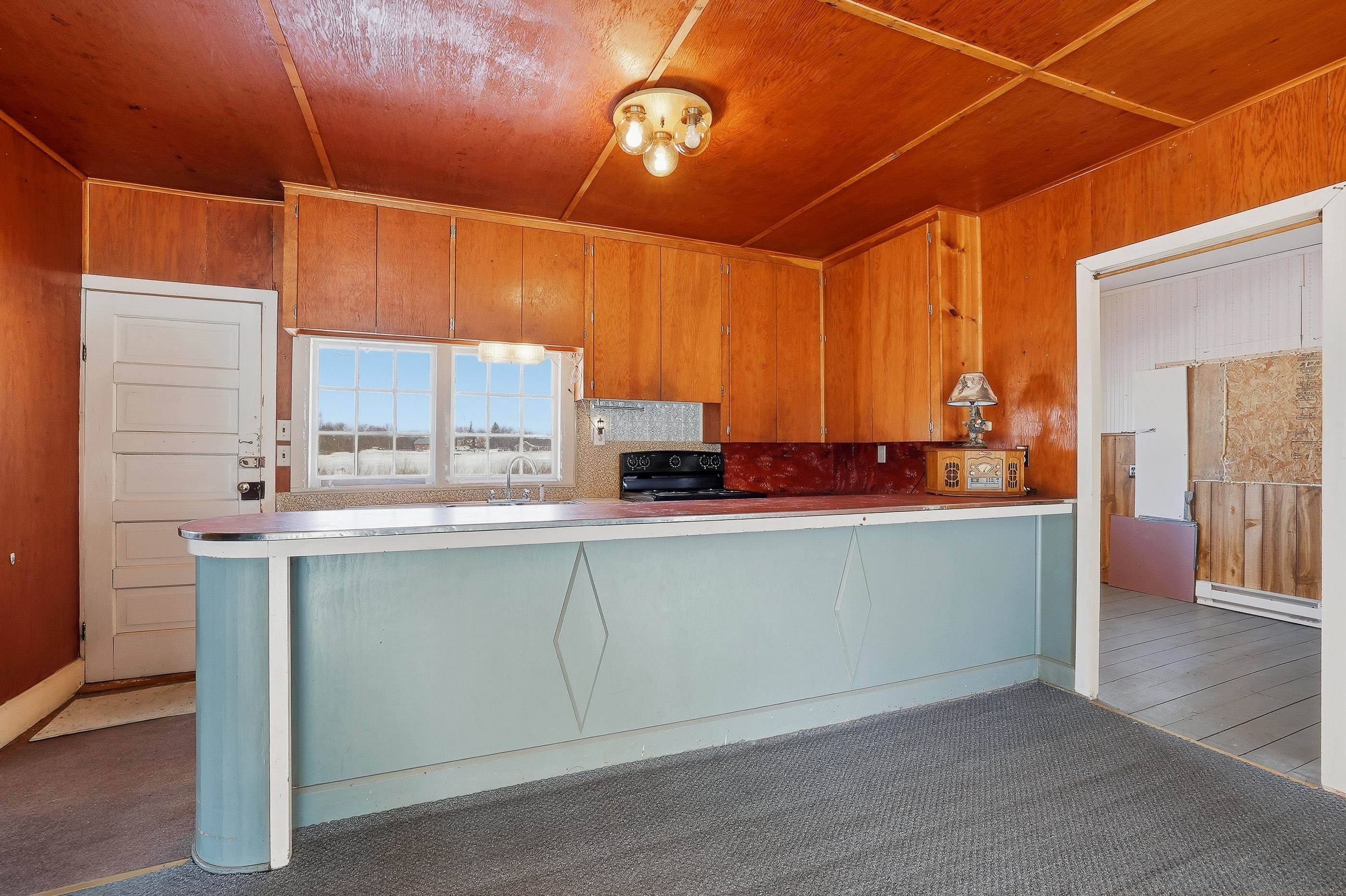 8910 NOKOMA LANE, Amherst, Wisconsin 54406, 2 Bedrooms Bedrooms, ,1 BathroomBathrooms,Residential,For Sale,8910 NOKOMA LANE,22600283