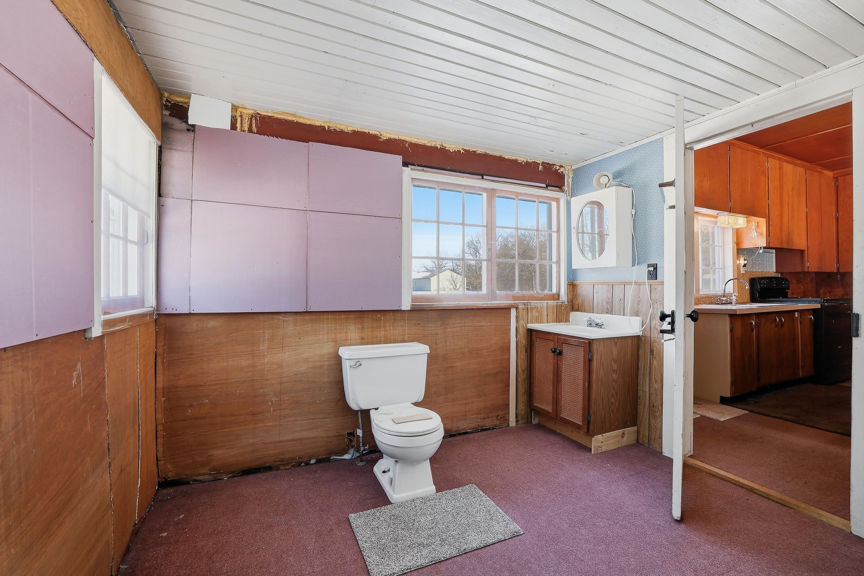 8910 NOKOMA LANE, Amherst, Wisconsin 54406, 2 Bedrooms Bedrooms, ,1 BathroomBathrooms,Residential,For Sale,8910 NOKOMA LANE,22600283