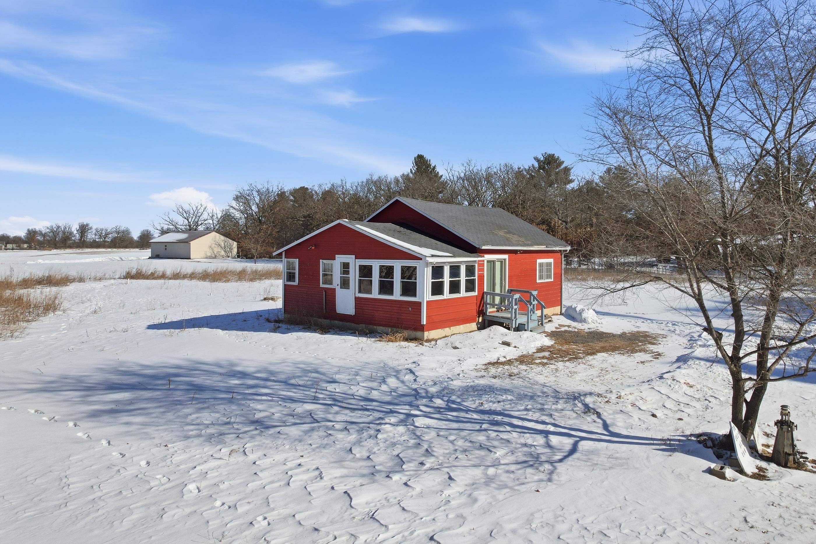 8910 NOKOMA LANE, Amherst, Wisconsin 54406, 2 Bedrooms Bedrooms, ,1 BathroomBathrooms,Residential,For Sale,8910 NOKOMA LANE,22600283
