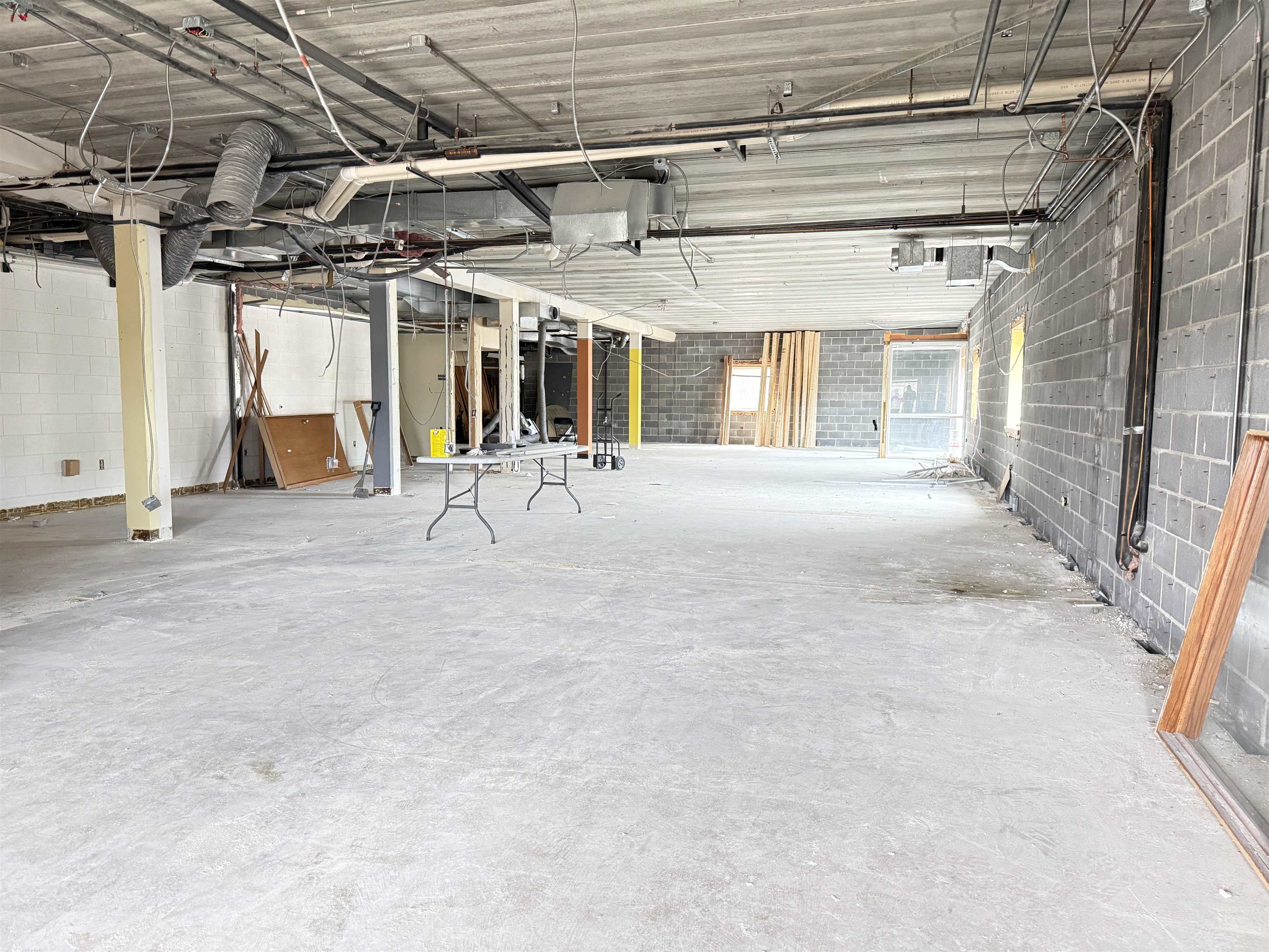 137 RIVER DRIVE, Wausau, Wisconsin 54403, ,Commercial/industrial,For Rent,137 RIVER DRIVE,22600286