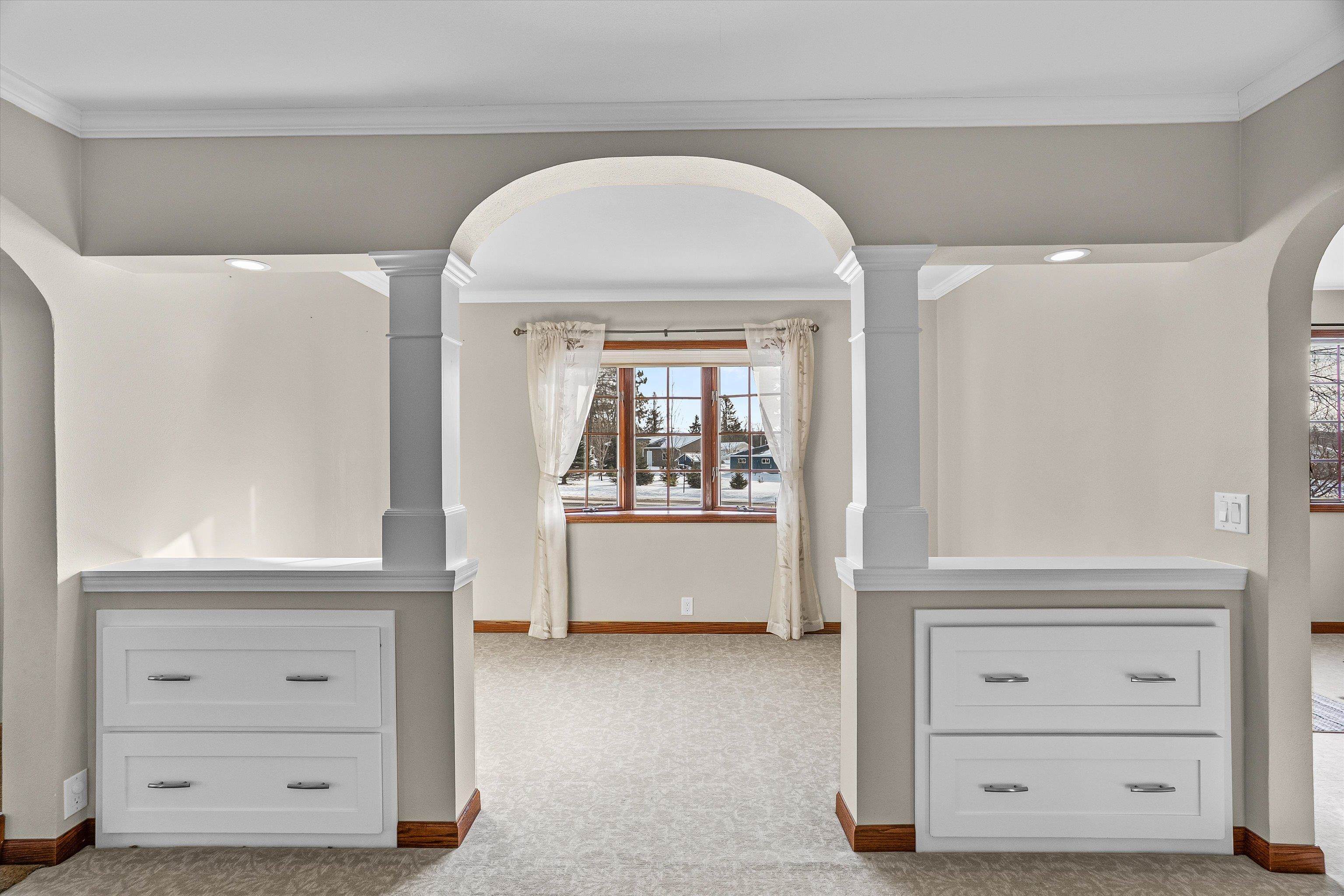 2909 W MANN STREET, Marshfield, Wisconsin 54449, 3 Bedrooms Bedrooms, ,2 BathroomsBathrooms,Residential,For Sale,2909 W MANN STREET,22600289