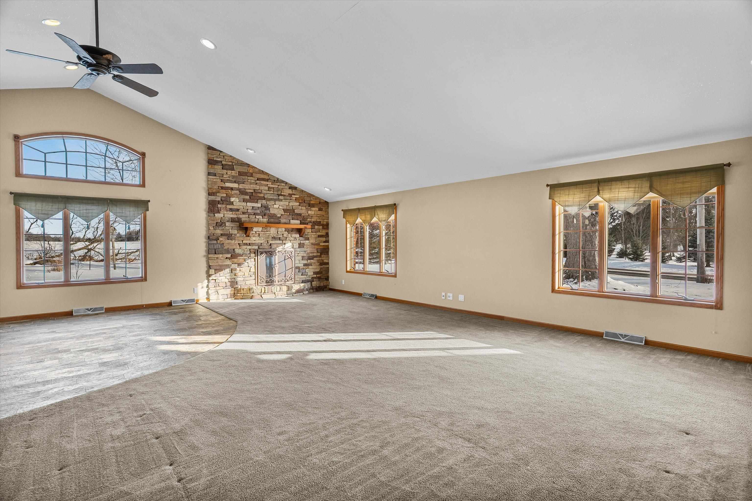 2909 W MANN STREET, Marshfield, Wisconsin 54449, 3 Bedrooms Bedrooms, ,2 BathroomsBathrooms,Residential,For Sale,2909 W MANN STREET,22600289