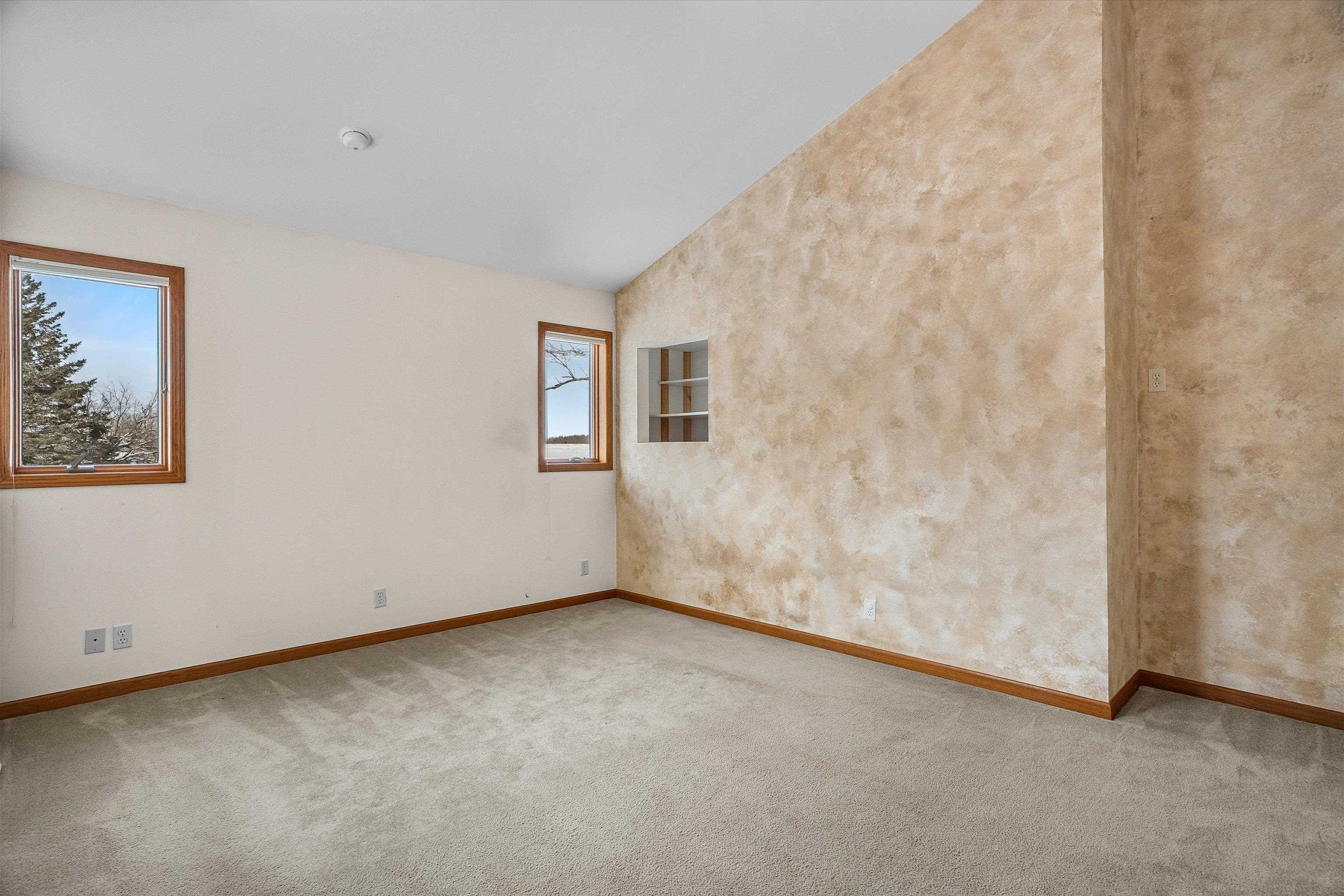 2909 W MANN STREET, Marshfield, Wisconsin 54449, 3 Bedrooms Bedrooms, ,2 BathroomsBathrooms,Residential,For Sale,2909 W MANN STREET,22600289