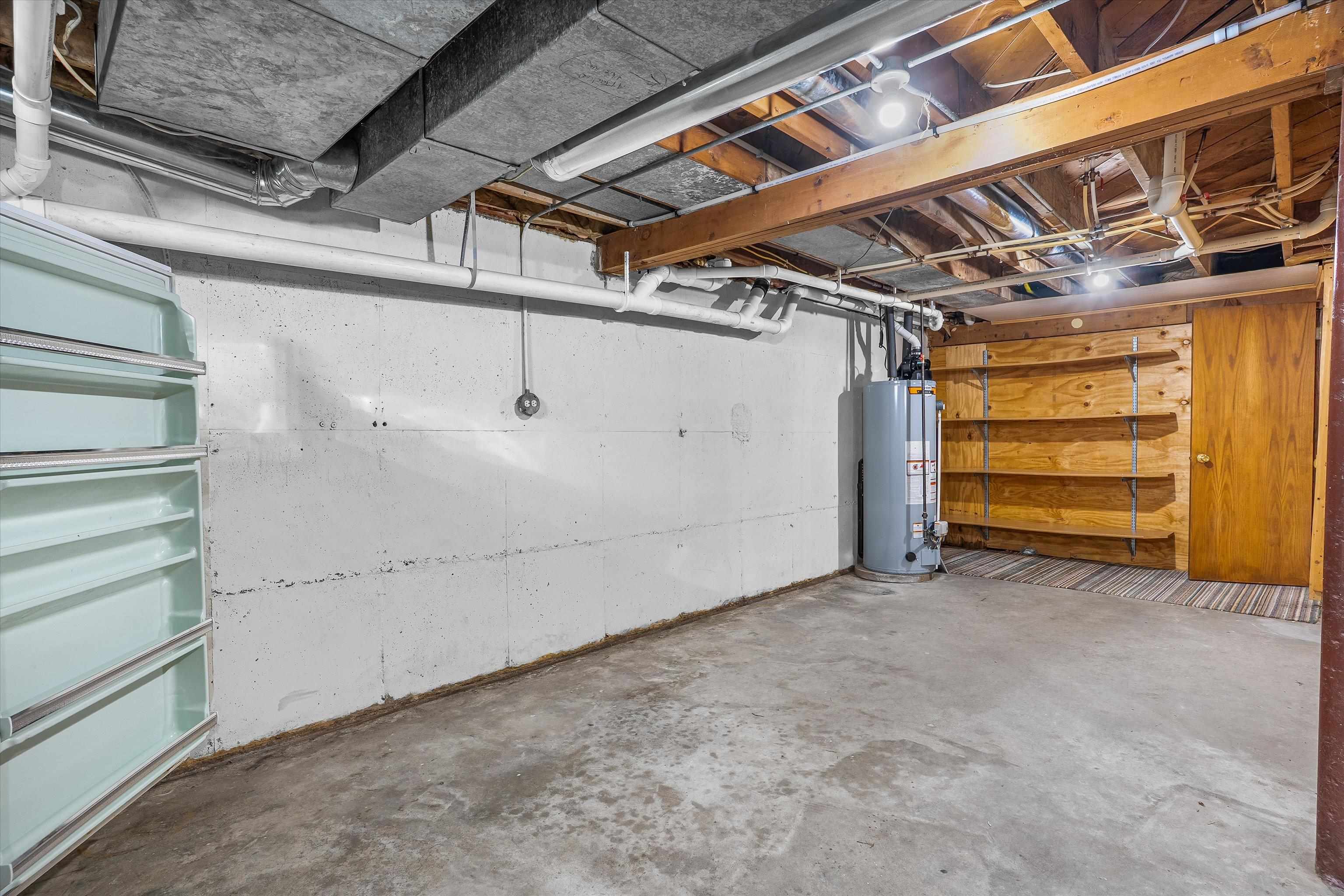 2909 W MANN STREET, Marshfield, Wisconsin 54449, 3 Bedrooms Bedrooms, ,2 BathroomsBathrooms,Residential,For Sale,2909 W MANN STREET,22600289