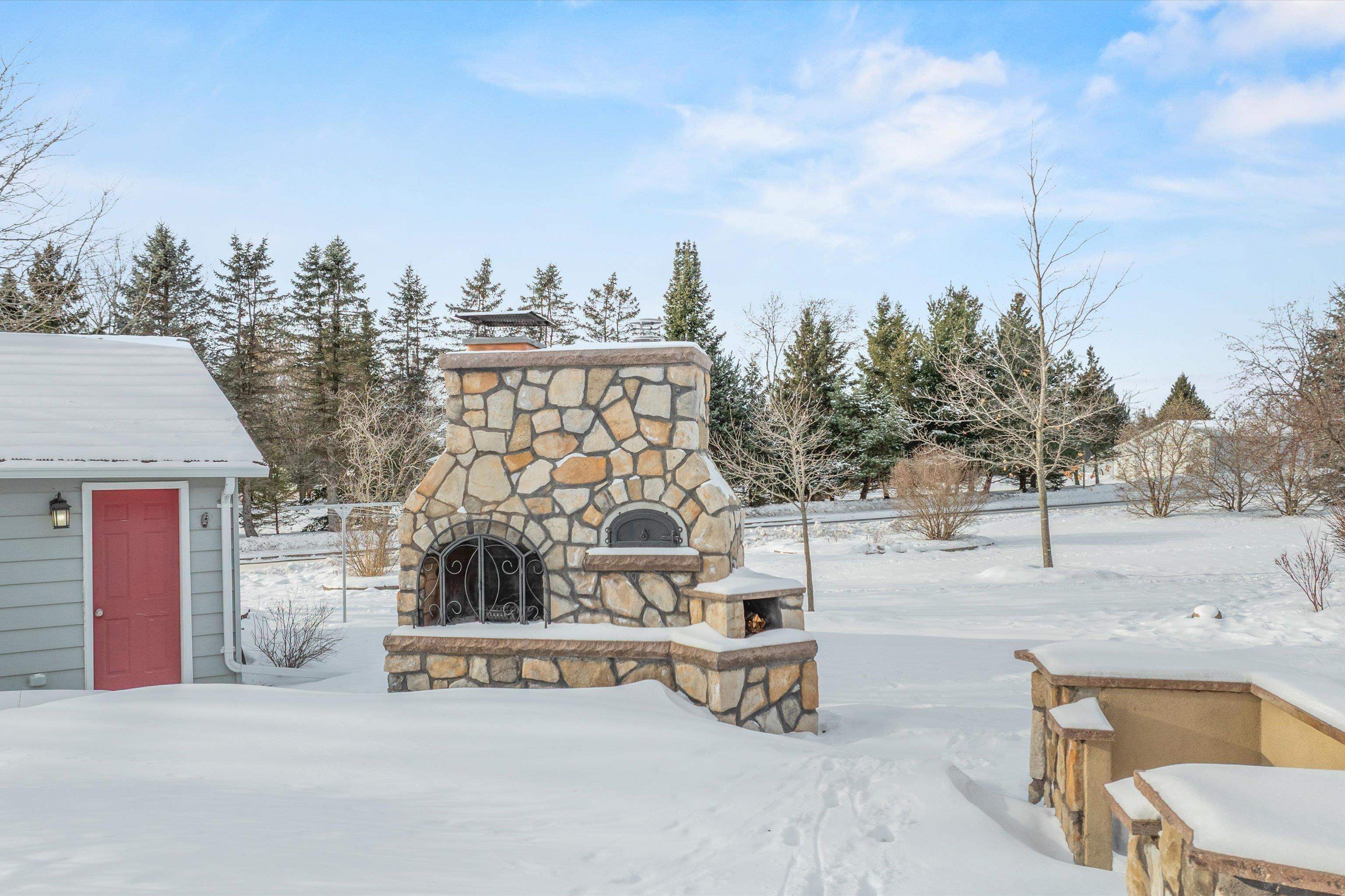 2909 W MANN STREET, Marshfield, Wisconsin 54449, 3 Bedrooms Bedrooms, ,2 BathroomsBathrooms,Residential,For Sale,2909 W MANN STREET,22600289