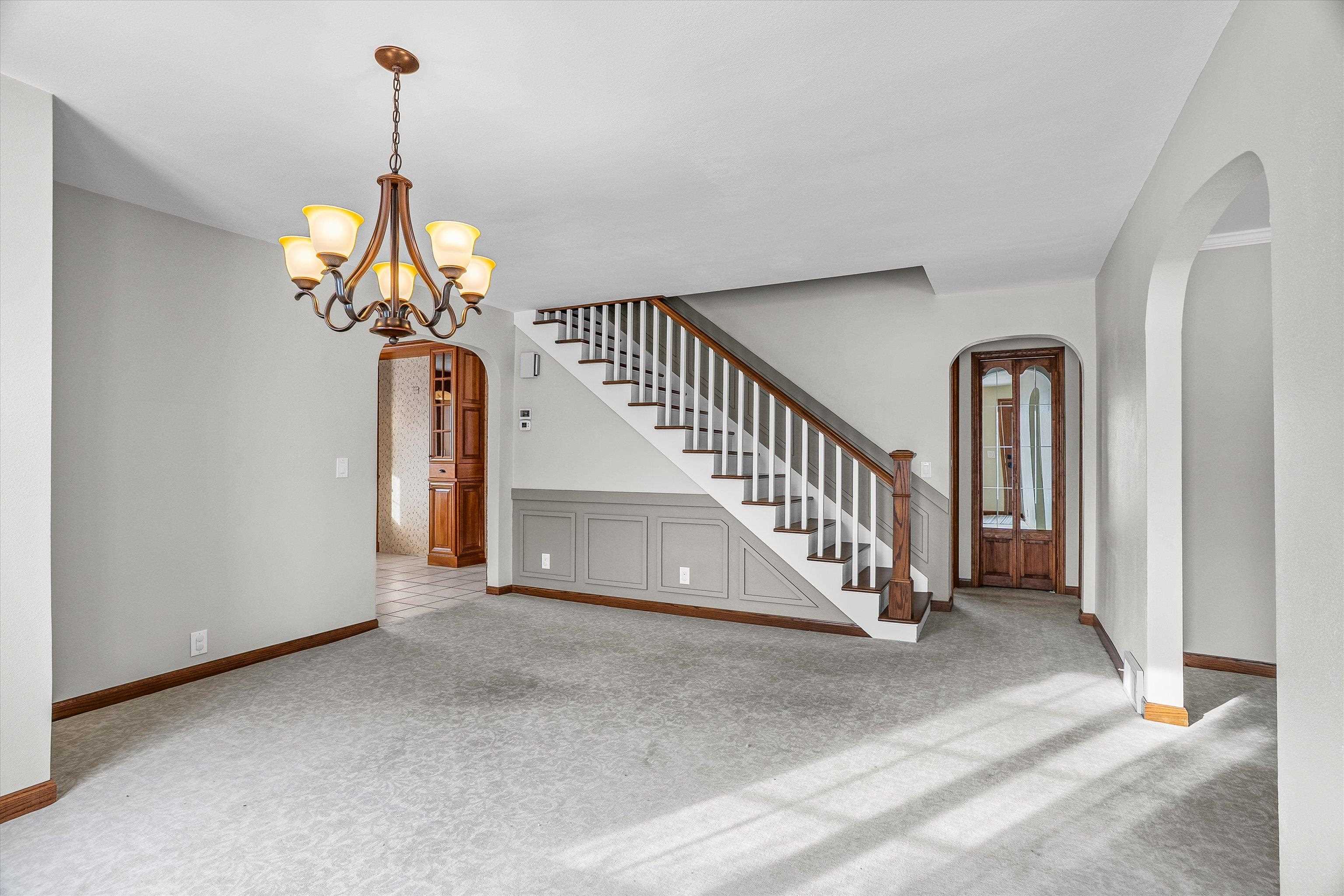 2909 W MANN STREET, Marshfield, Wisconsin 54449, 3 Bedrooms Bedrooms, ,2 BathroomsBathrooms,Residential,For Sale,2909 W MANN STREET,22600289