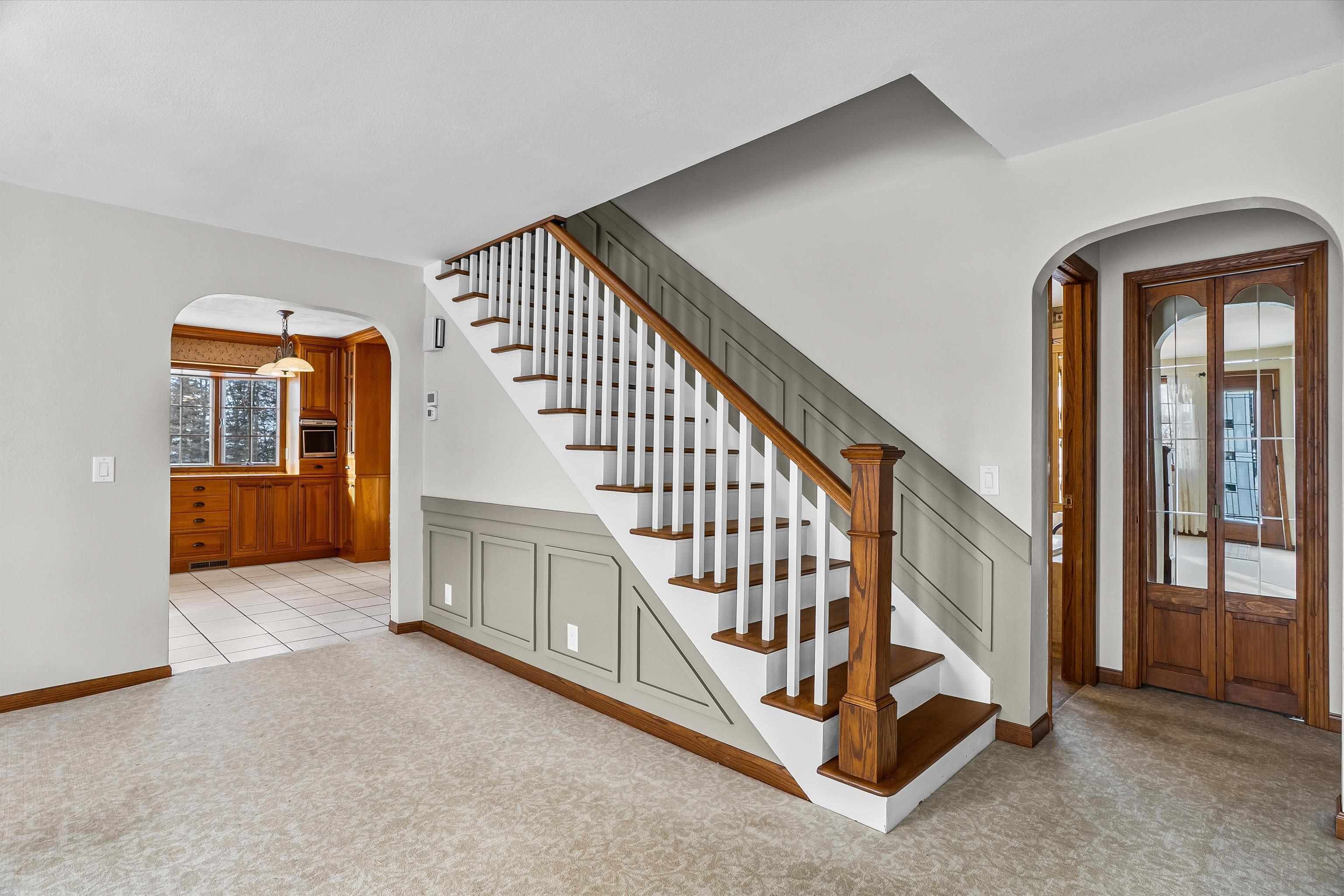 2909 W MANN STREET, Marshfield, Wisconsin 54449, 3 Bedrooms Bedrooms, ,2 BathroomsBathrooms,Residential,For Sale,2909 W MANN STREET,22600289