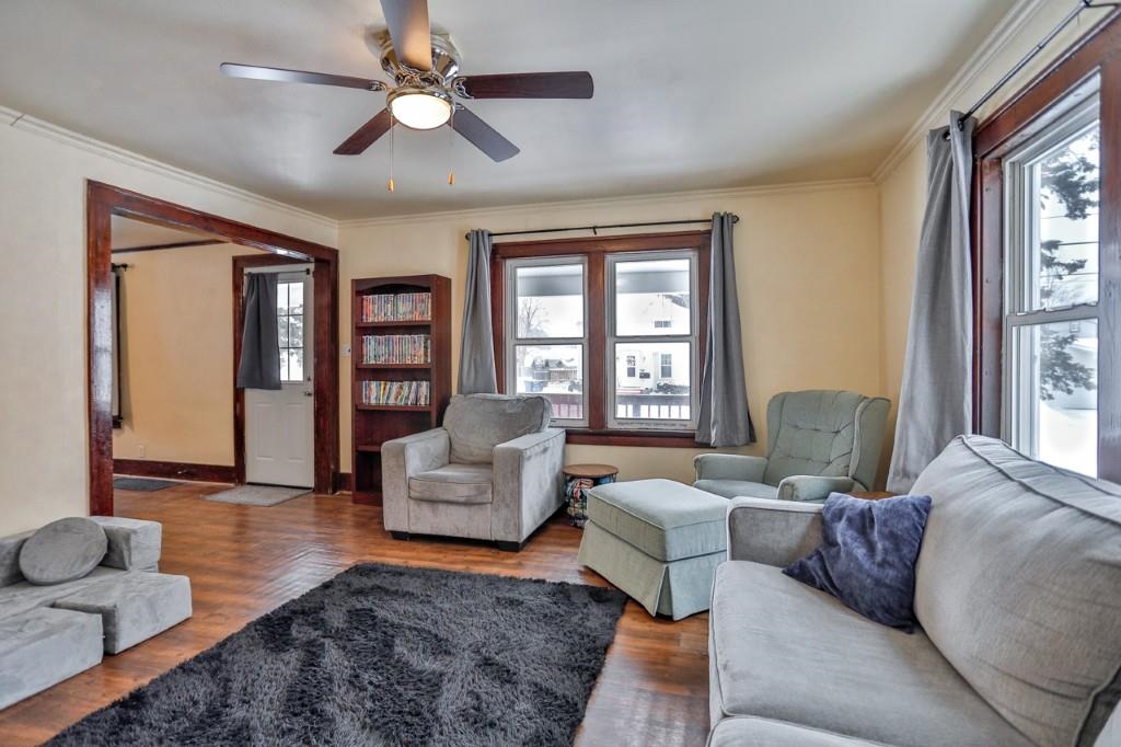 211 ROBB STREET, Schofield, Wisconsin 54476, 3 Bedrooms Bedrooms, ,2 BathroomsBathrooms,Residential,For Sale,211 ROBB STREET,22600290