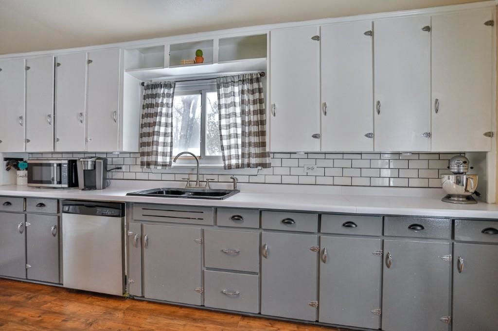 211 ROBB STREET, Schofield, Wisconsin 54476, 3 Bedrooms Bedrooms, ,2 BathroomsBathrooms,Residential,For Sale,211 ROBB STREET,22600290