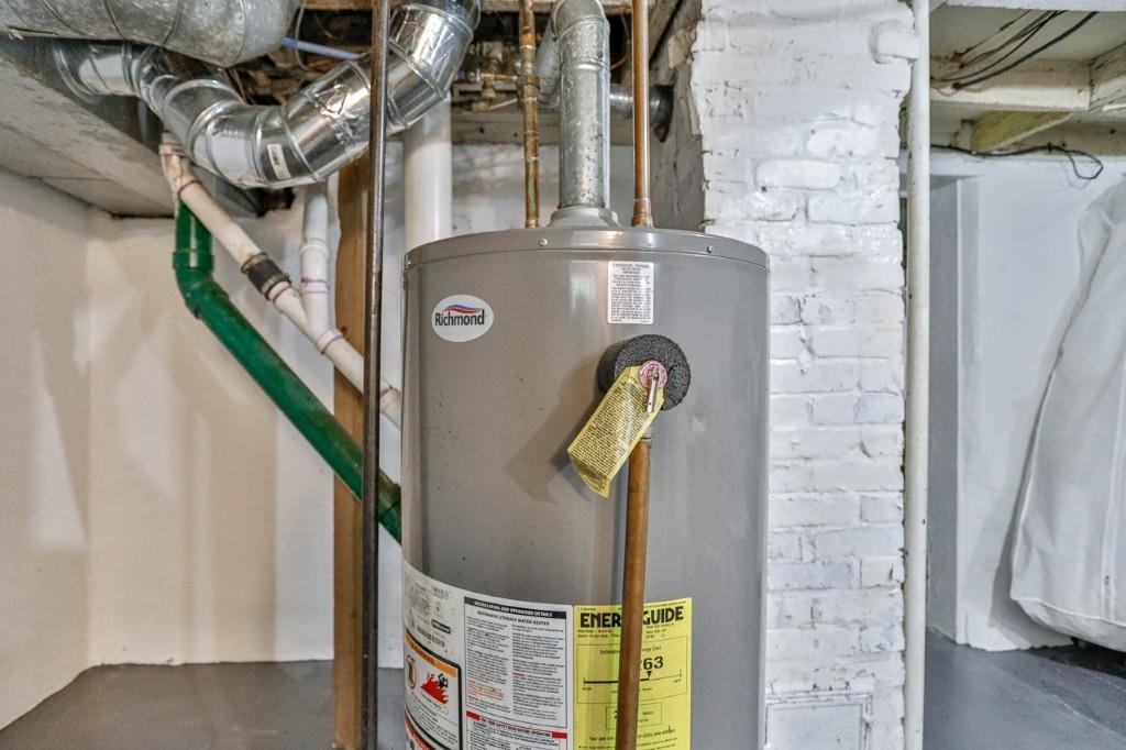 211 ROBB STREET, Schofield, Wisconsin 54476, 3 Bedrooms Bedrooms, ,2 BathroomsBathrooms,Residential,For Sale,211 ROBB STREET,22600290