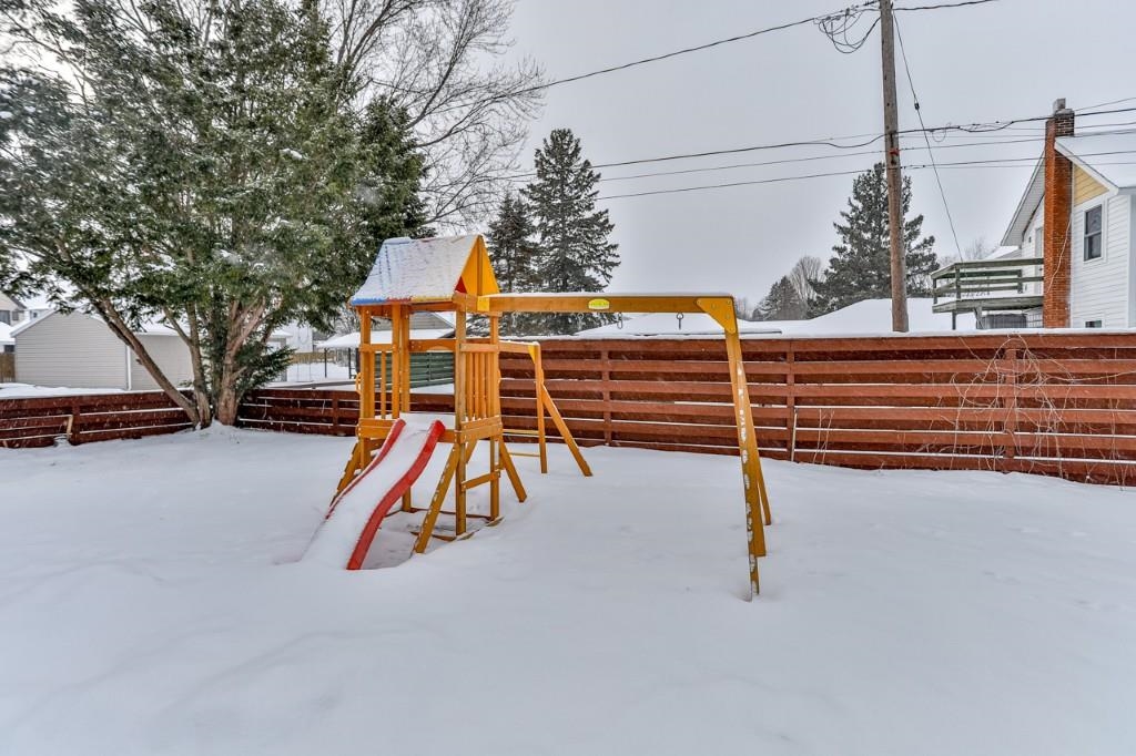 211 ROBB STREET, Schofield, Wisconsin 54476, 3 Bedrooms Bedrooms, ,2 BathroomsBathrooms,Residential,For Sale,211 ROBB STREET,22600290