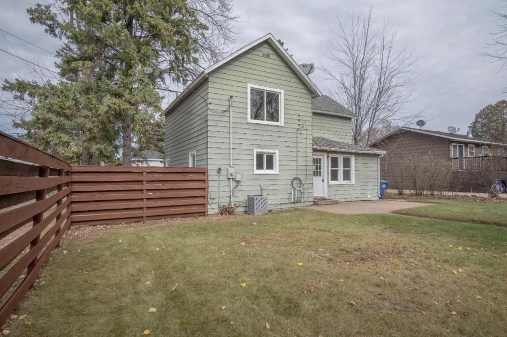 211 ROBB STREET, Schofield, Wisconsin 54476, 3 Bedrooms Bedrooms, ,2 BathroomsBathrooms,Residential,For Sale,211 ROBB STREET,22600290