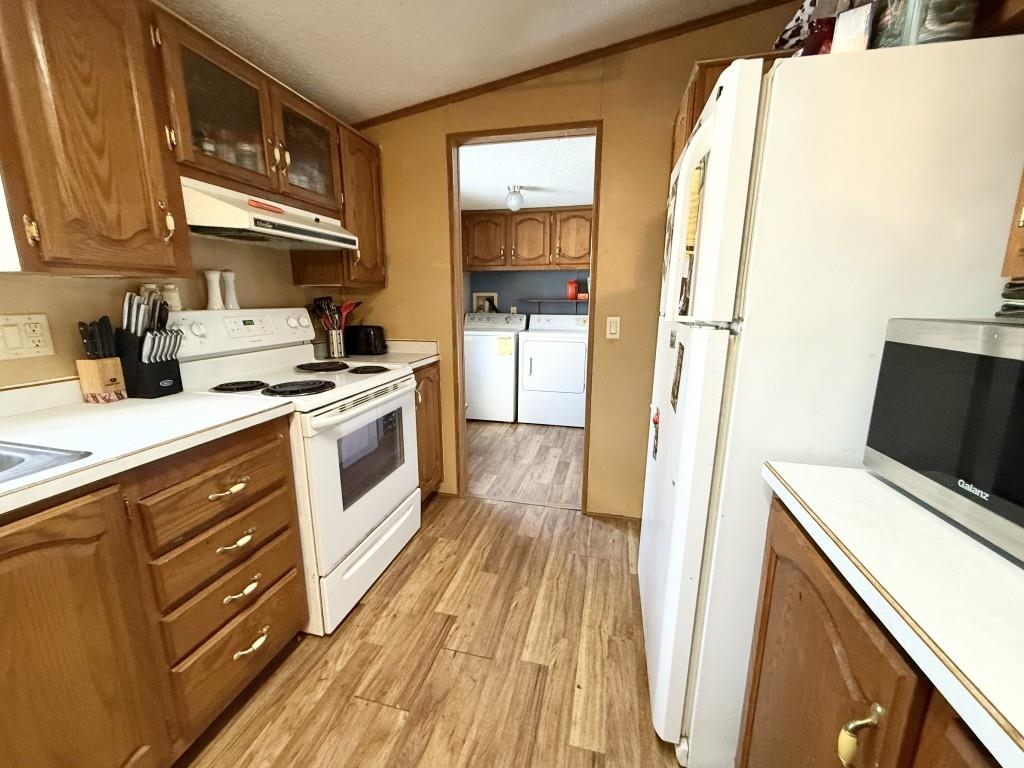 105 PEGGY LANE, Rothschild, Wisconsin 54474, 3 Bedrooms Bedrooms, ,2 BathroomsBathrooms,Residential,For Sale,105 PEGGY LANE,22600291