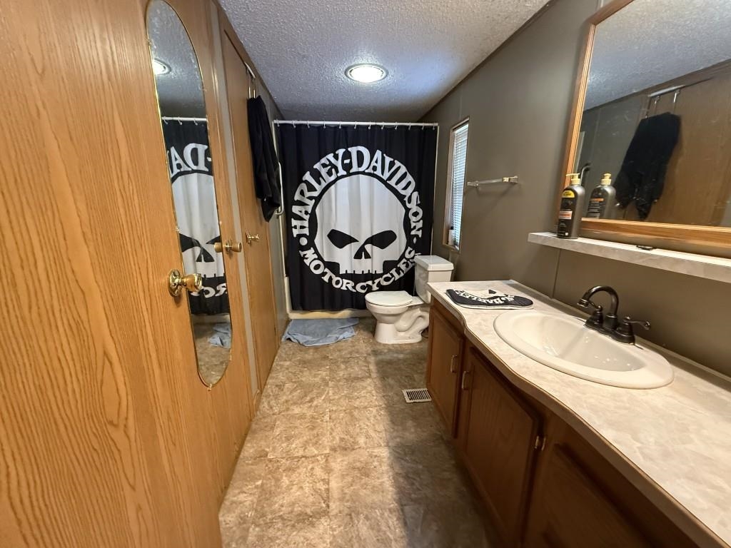 105 PEGGY LANE, Rothschild, Wisconsin 54474, 3 Bedrooms Bedrooms, ,2 BathroomsBathrooms,Residential,For Sale,105 PEGGY LANE,22600291