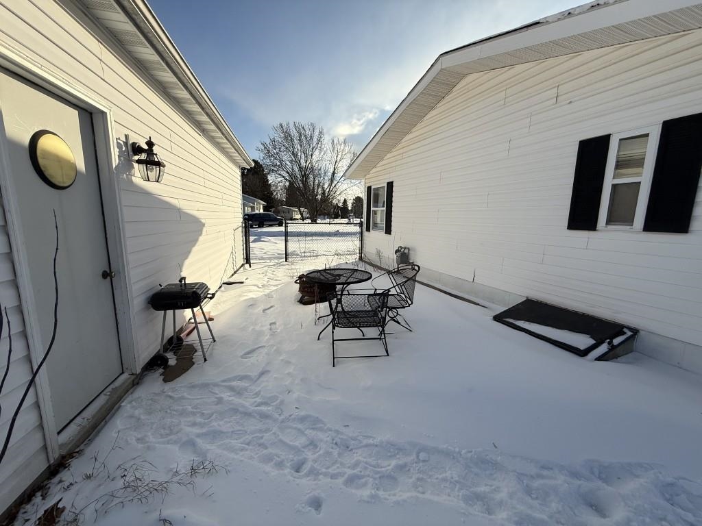 105 PEGGY LANE, Rothschild, Wisconsin 54474, 3 Bedrooms Bedrooms, ,2 BathroomsBathrooms,Residential,For Sale,105 PEGGY LANE,22600291